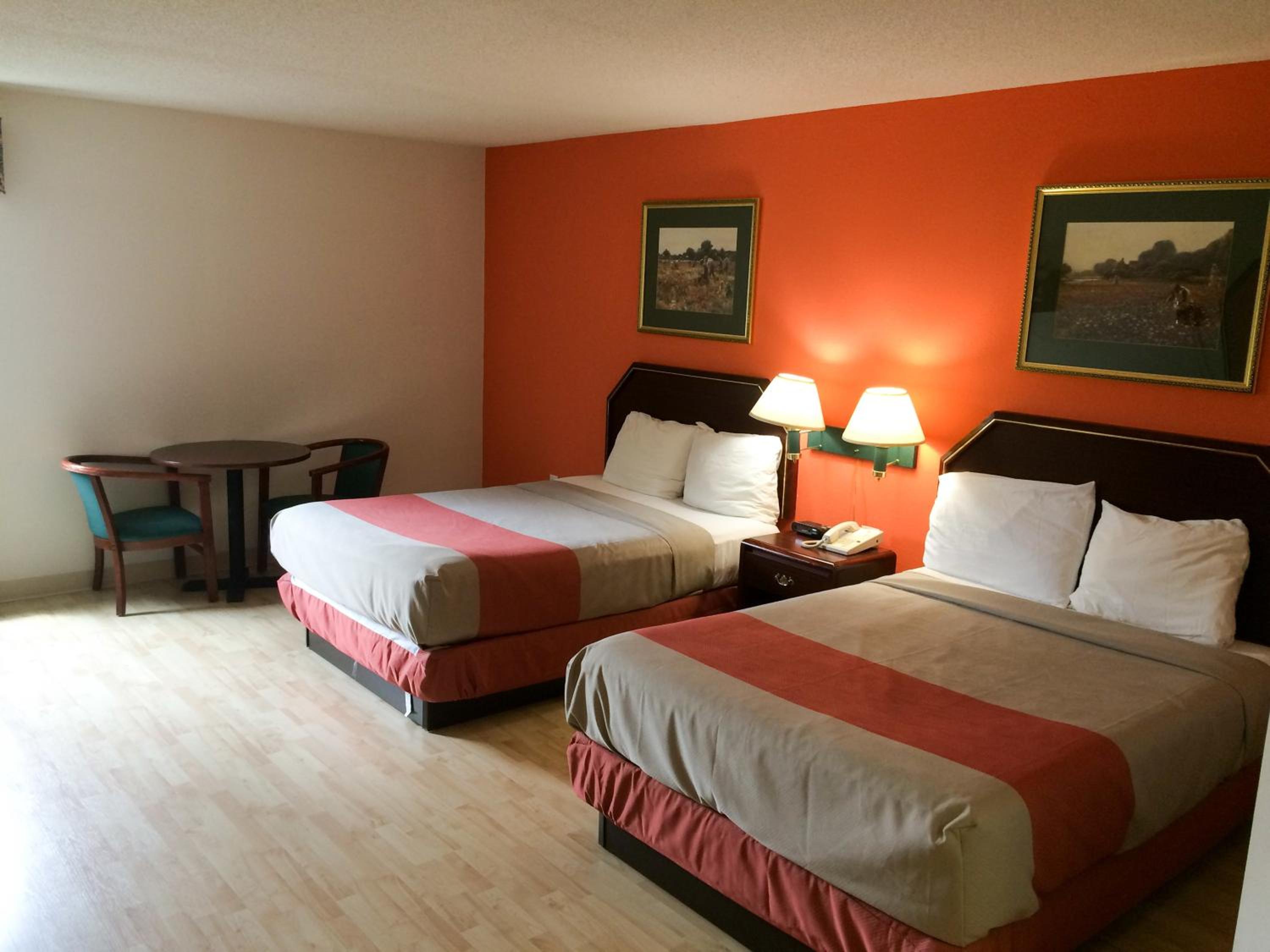 Harrisburg Vacations - Motel 6-Harrisburg, PA - Hershey North - Property Image 6