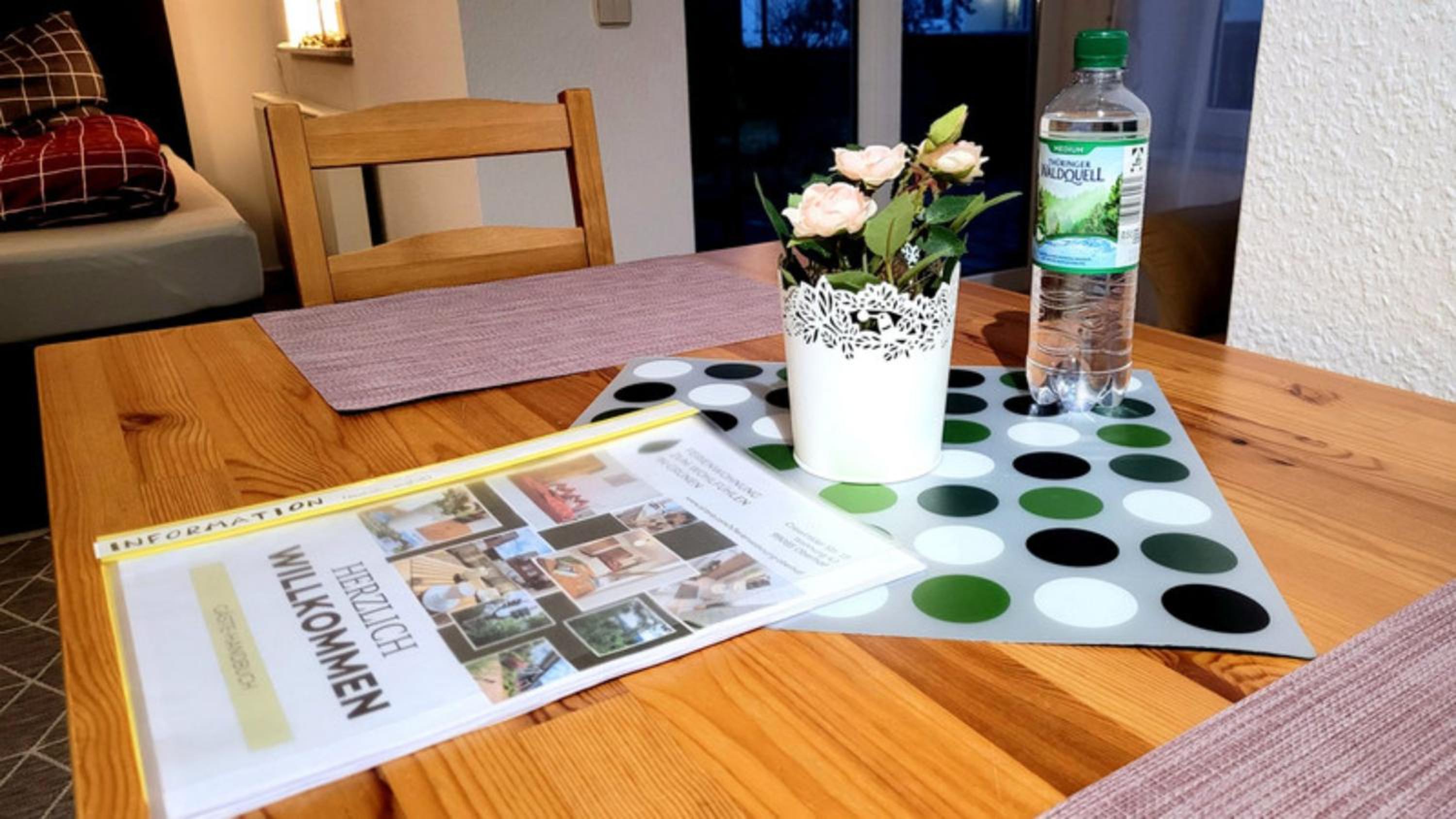 Wohlfühl-Ferienwohnung mit Tiefgarage im Grünen