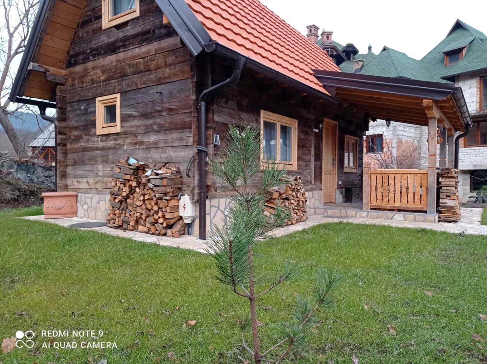 Brvnara Etno Lux view 4