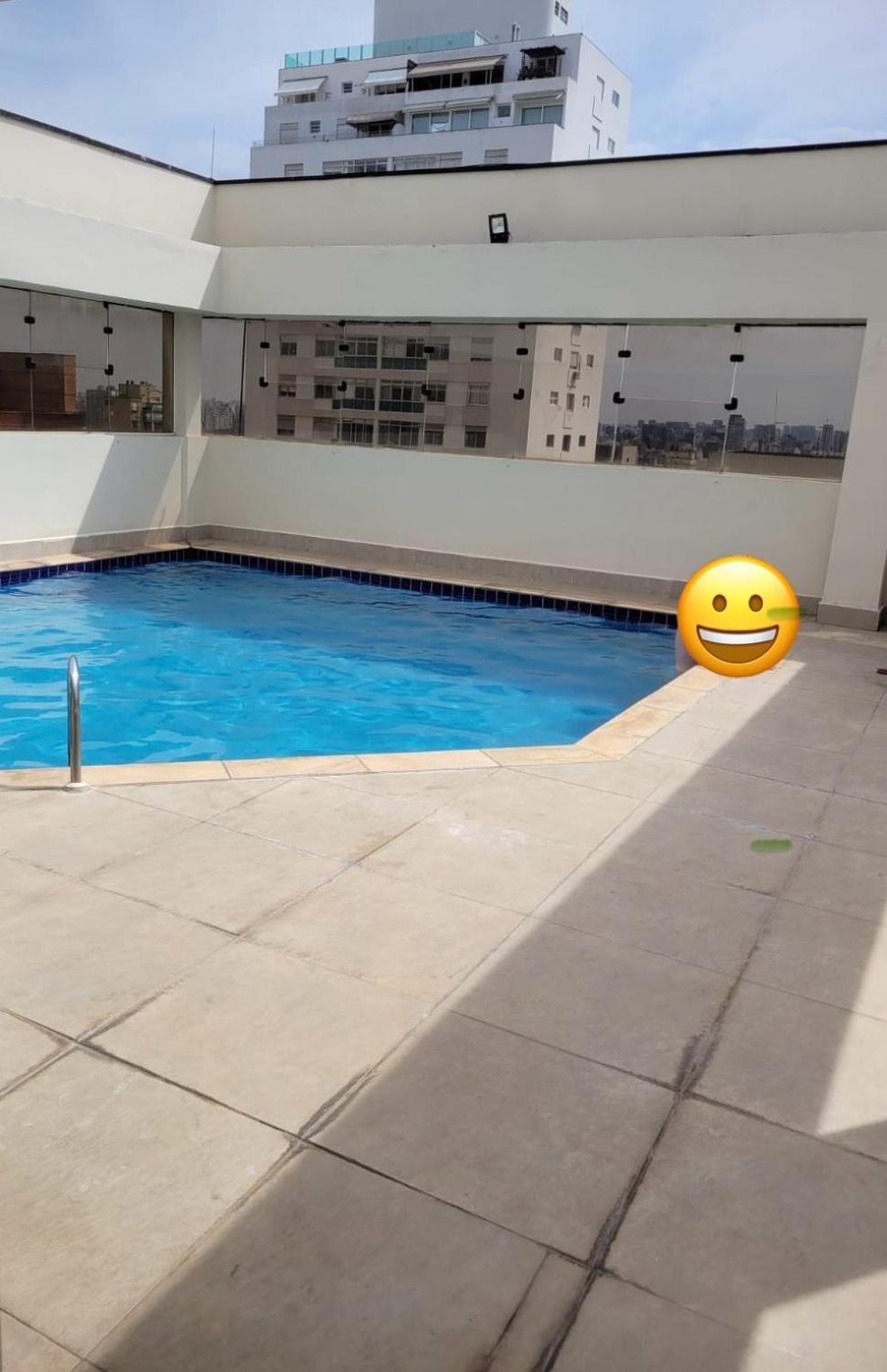 Flat Rua Haddock Lobo 867 com 2 Quartos e Sacada e Enxoval