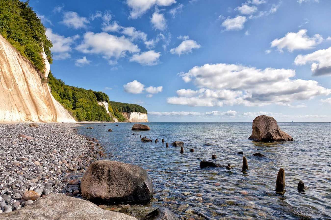 Sommerwind App1 - Strandpromenade seitlicher Meerblick, Strandkorb saisonal