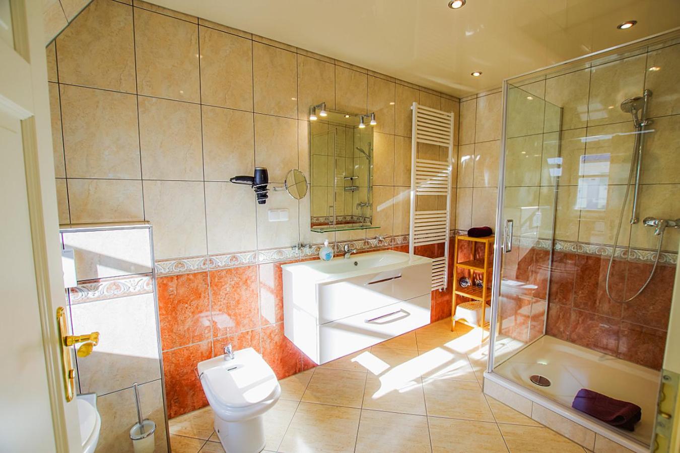 Penthouse App11 - Strandpromenade Meerblick, Infrarotsauna, Strandkorb saisonal