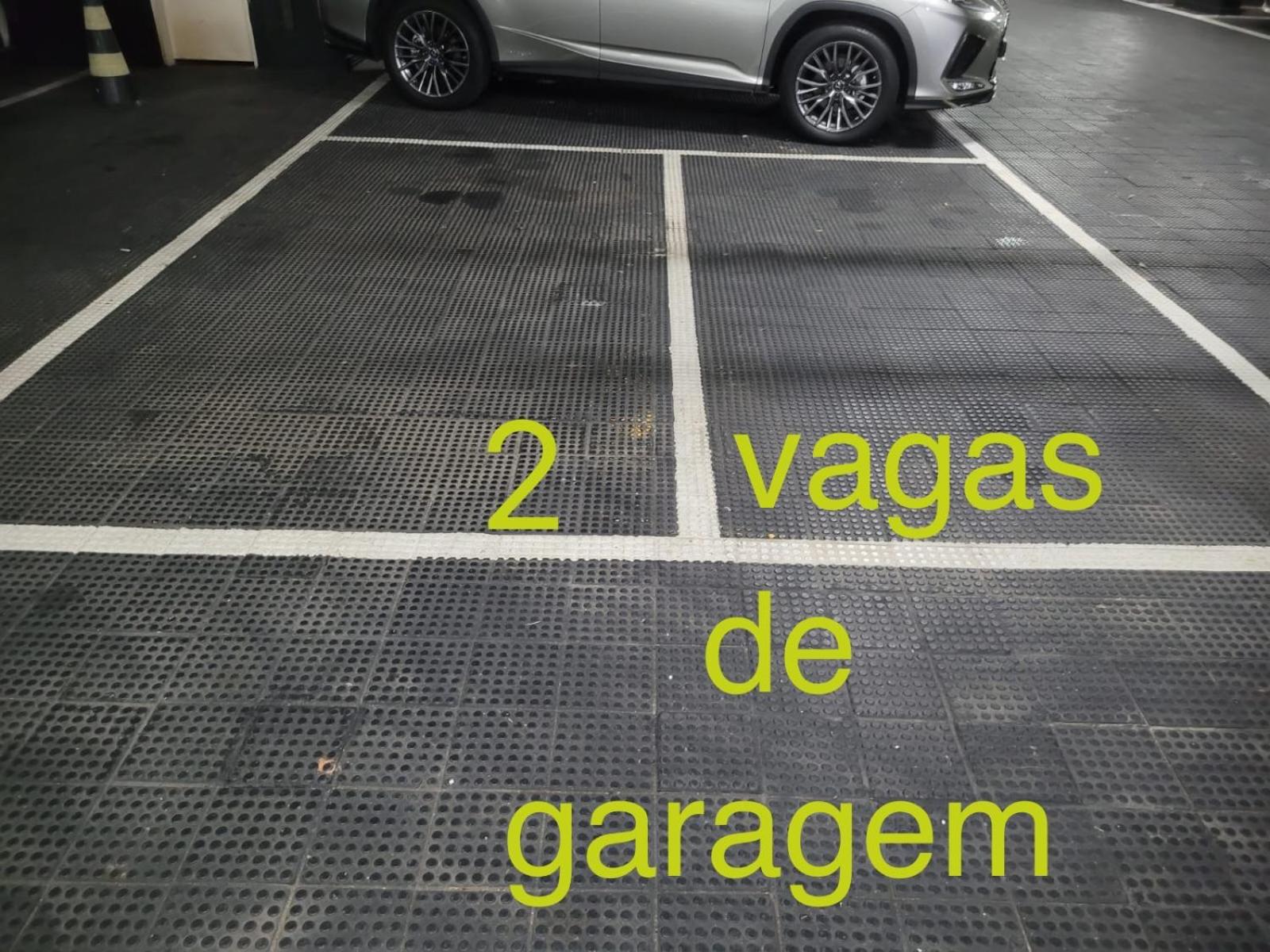 Flat Rua Haddock Lobo 867 com 2 Quartos e Sacada e Enxoval