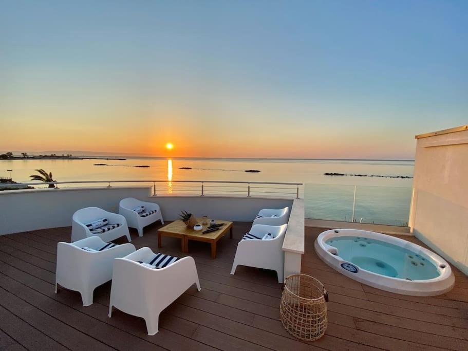 Fenandgi Luxury Hospitality at its finest ! view 2