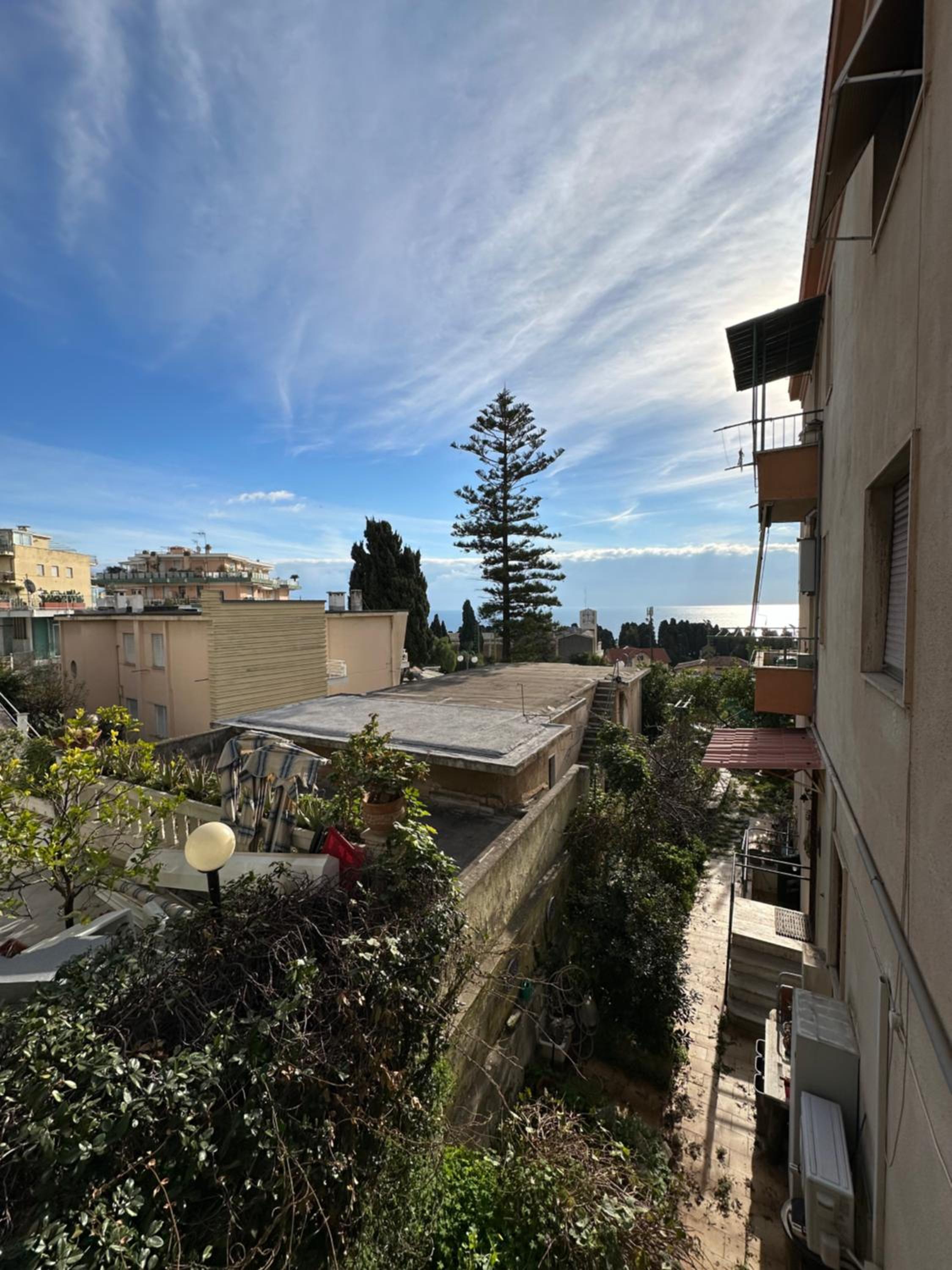 Chez Nous en Sanremo — other