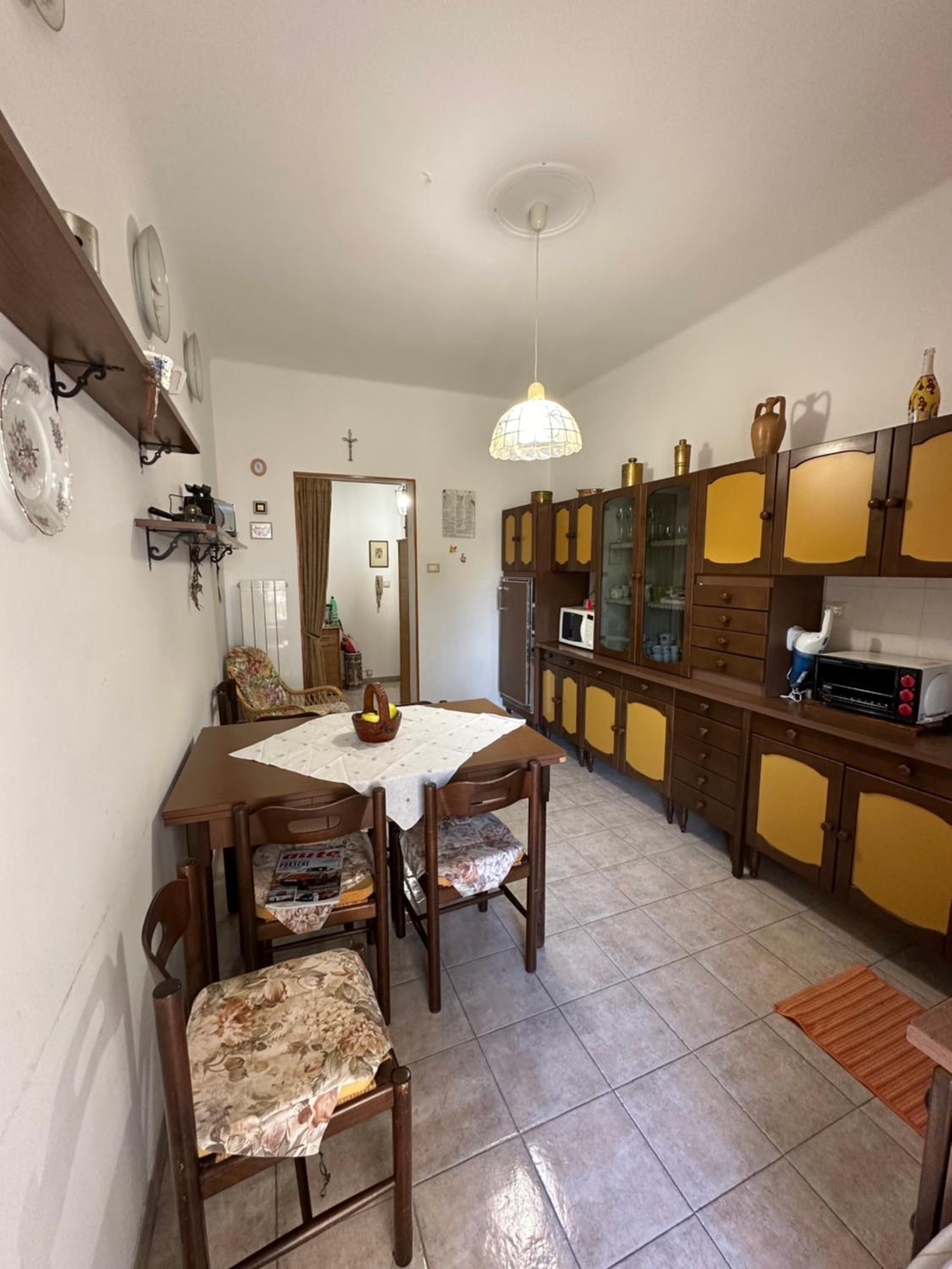 Chez Nous en Sanremo — kitchen