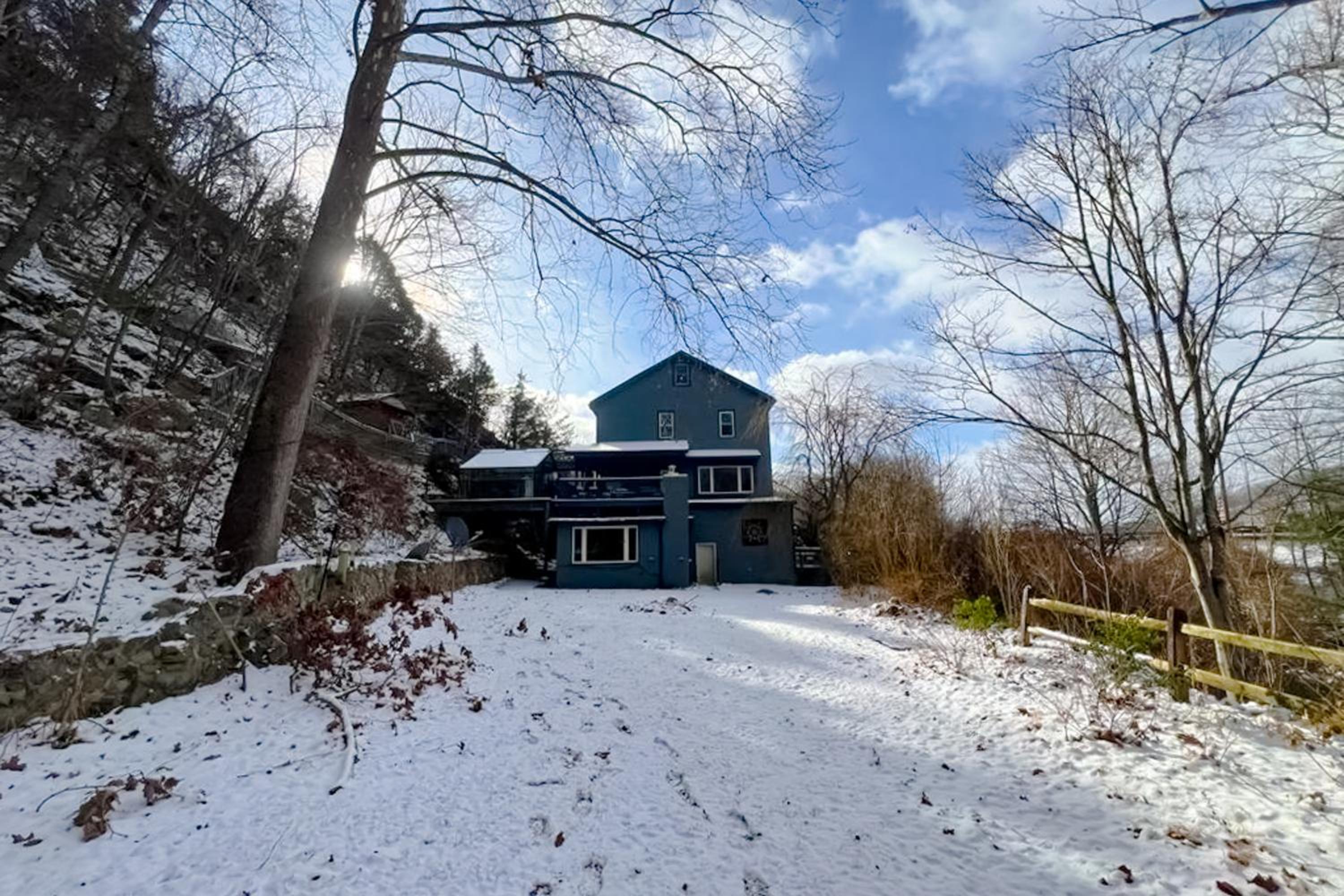 Games Galore! Riverfront Group Retreat in McDowell