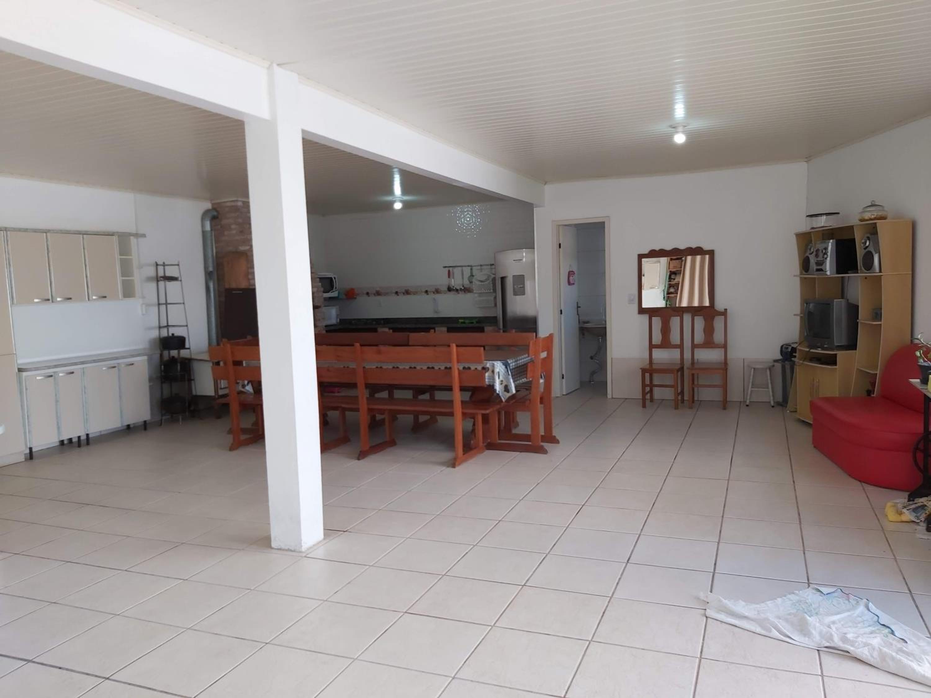 SOBRADO COM PISCINA