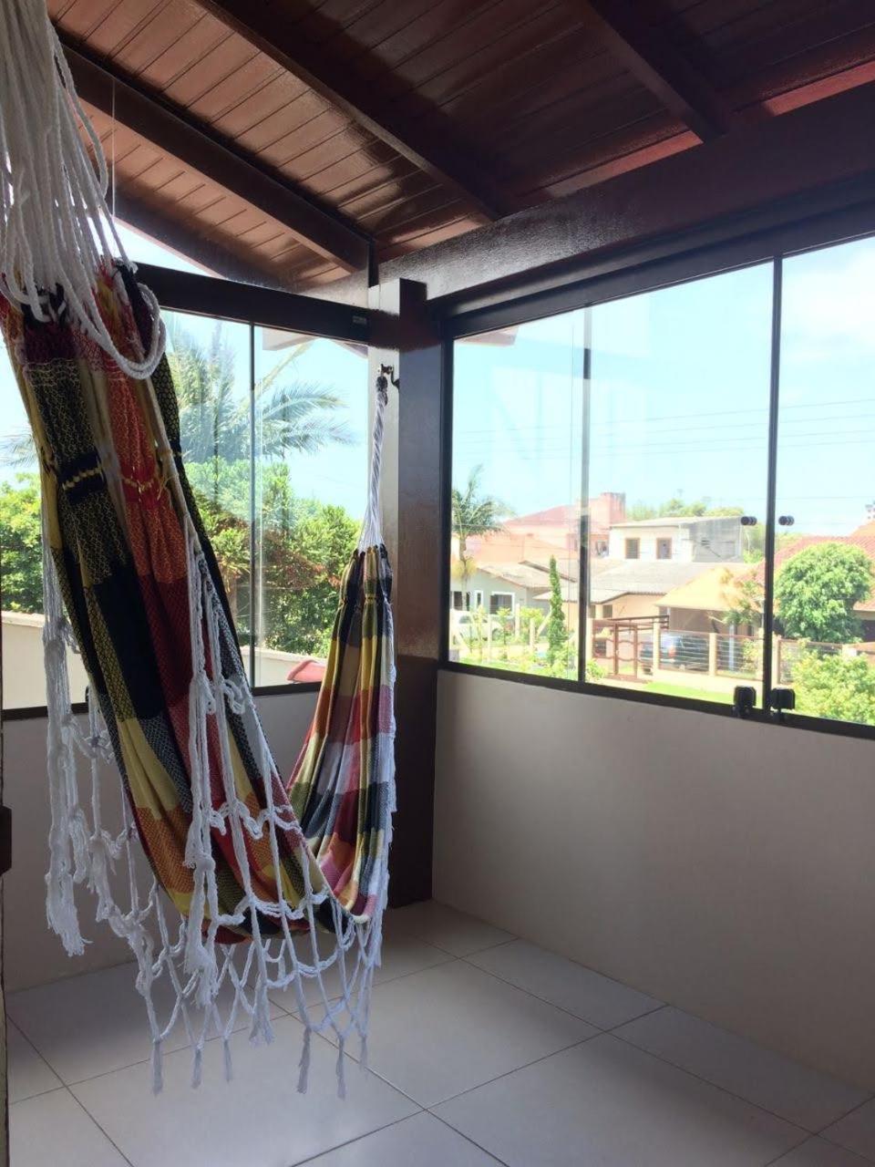 SOBRADO COM PISCINA