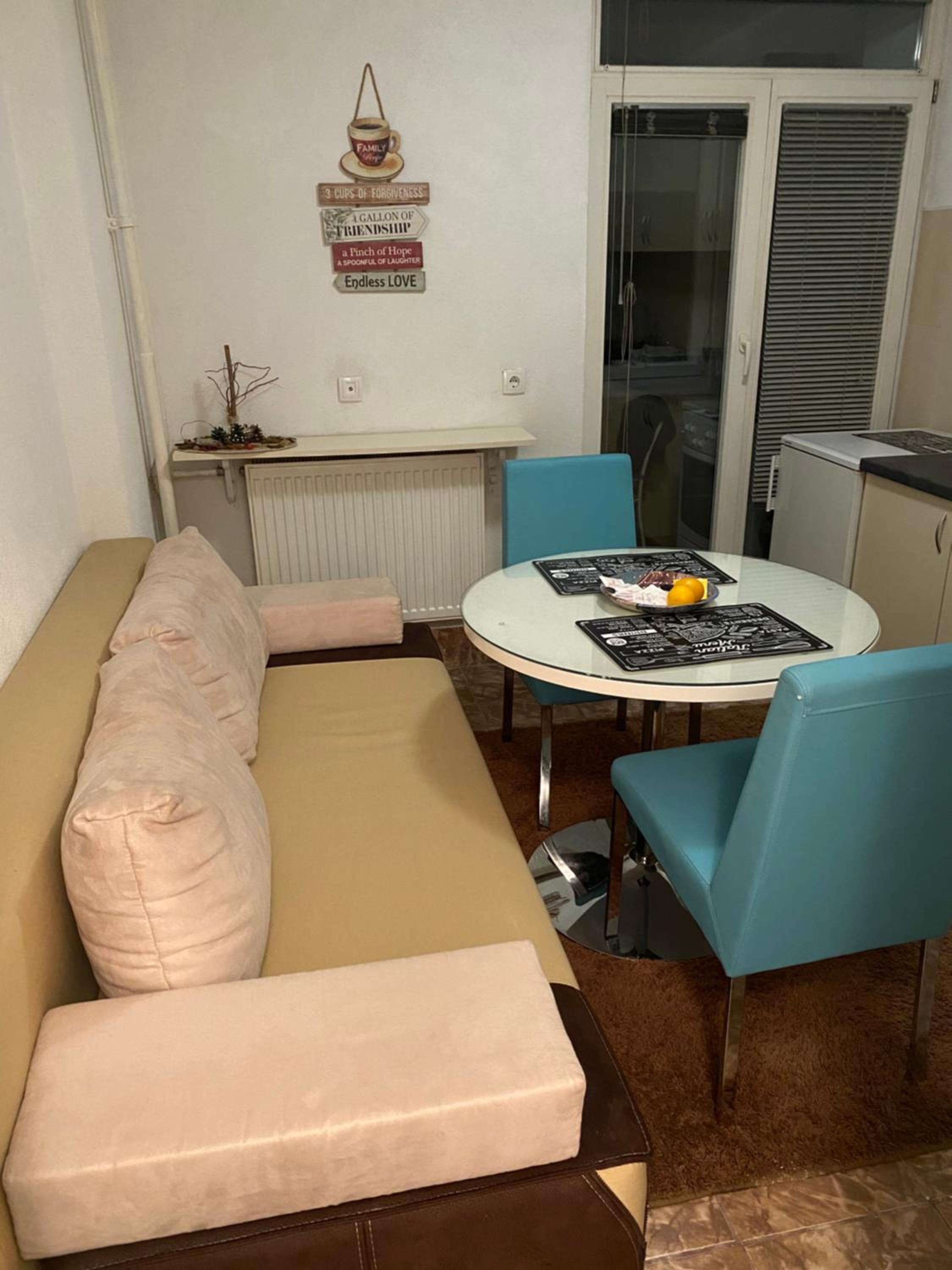 White home apartment