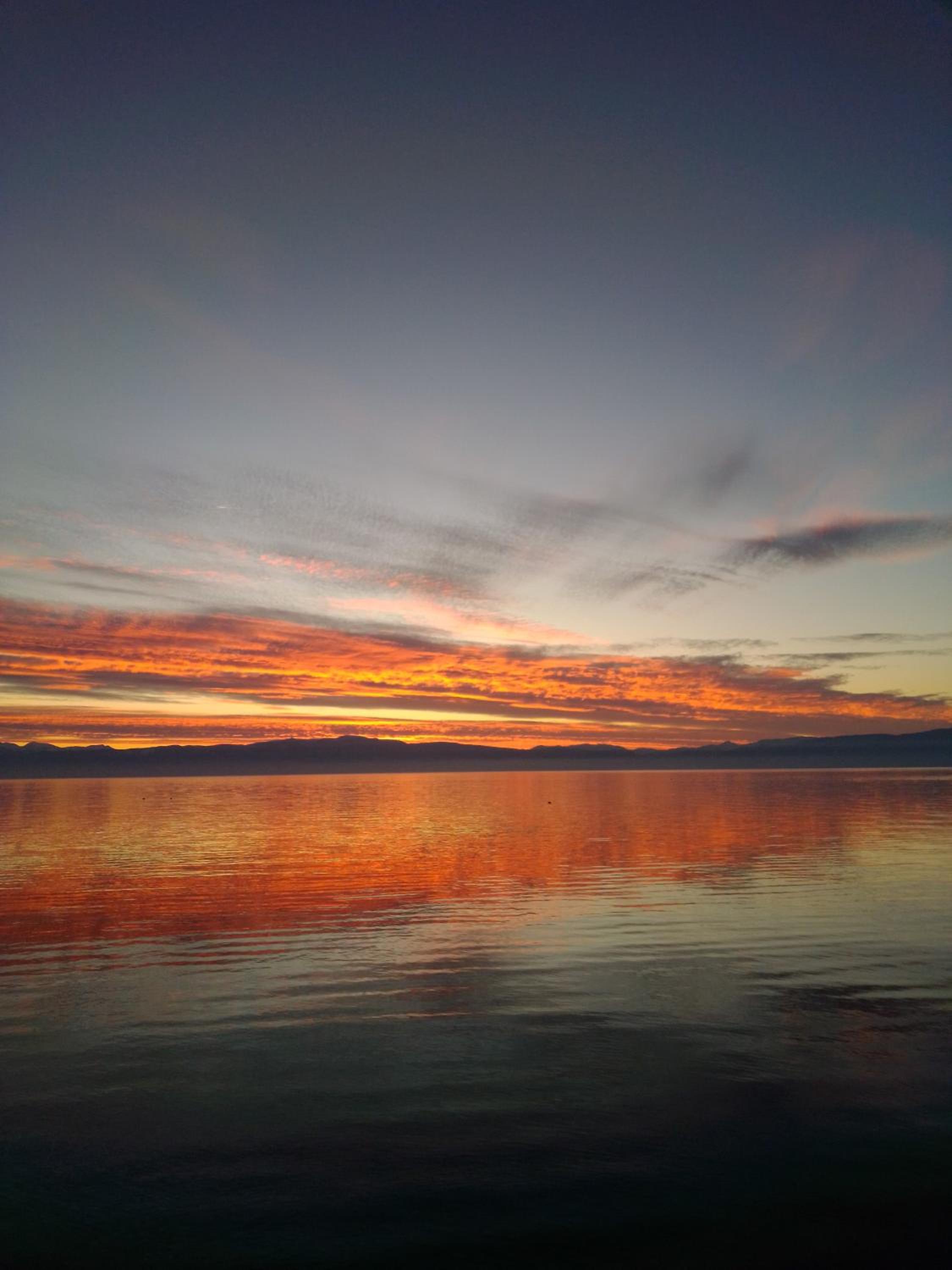 Beach Apartment Ohrid - Near Beach, Balcony and Free Parking