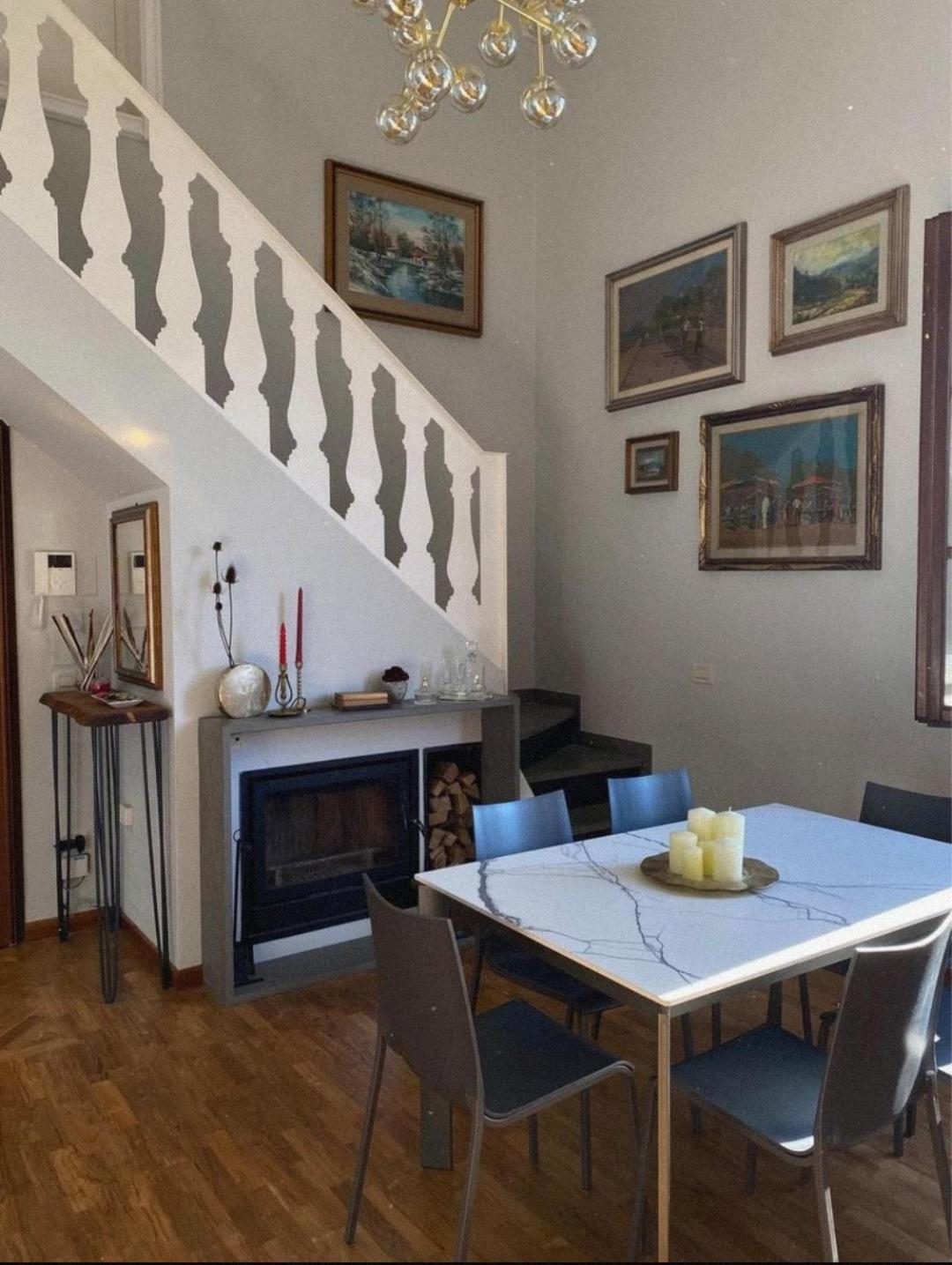 Appartamento in Villa Aulla view 3