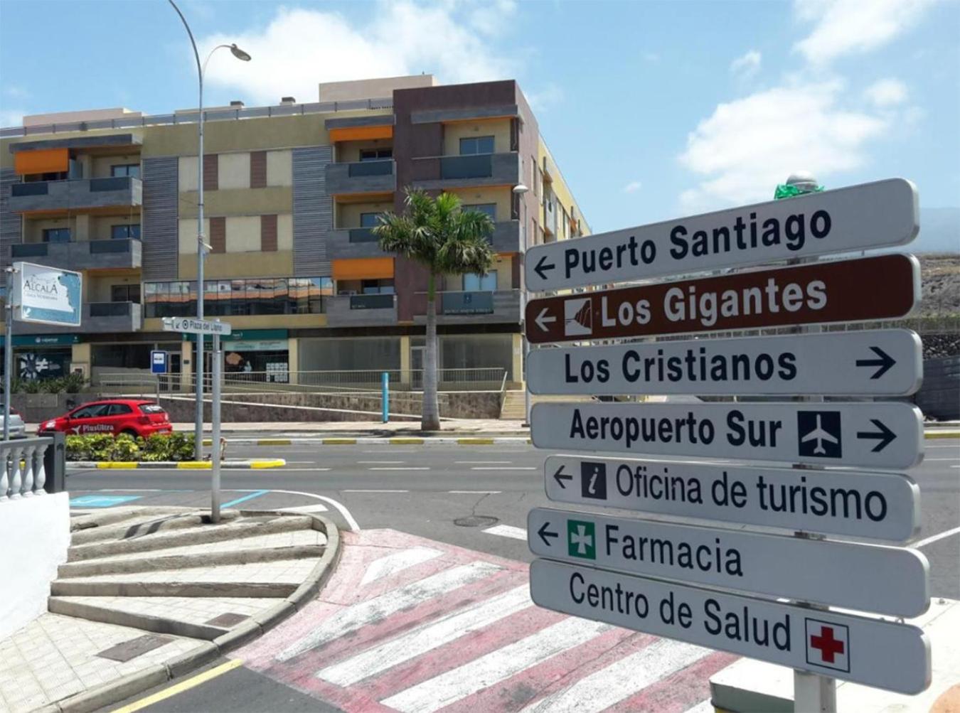 Alcalá seaside apartment, two rooms, private parking