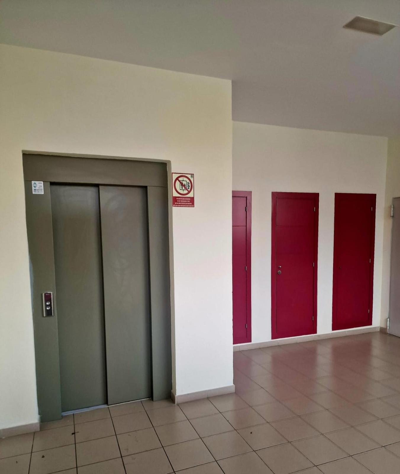 Alcalá seaside apartment, two rooms, private parking