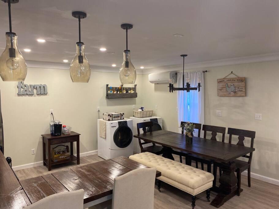 Beautiful farmhouse in Fernandina Beach