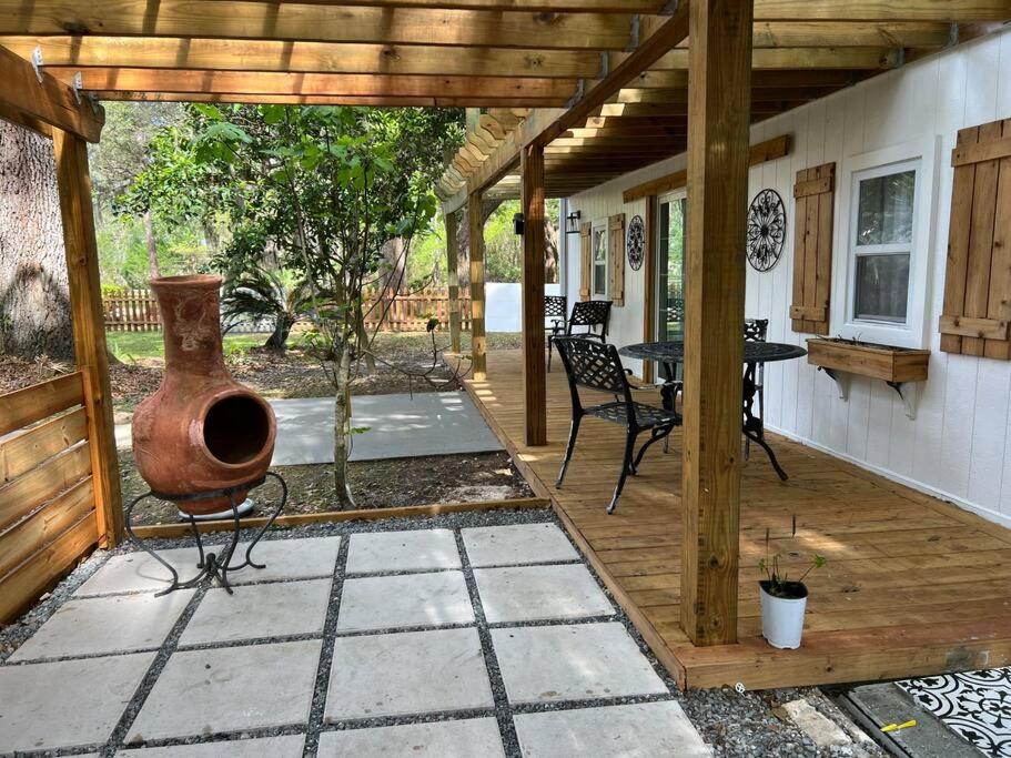 Beautiful farmhouse in Fernandina Beach