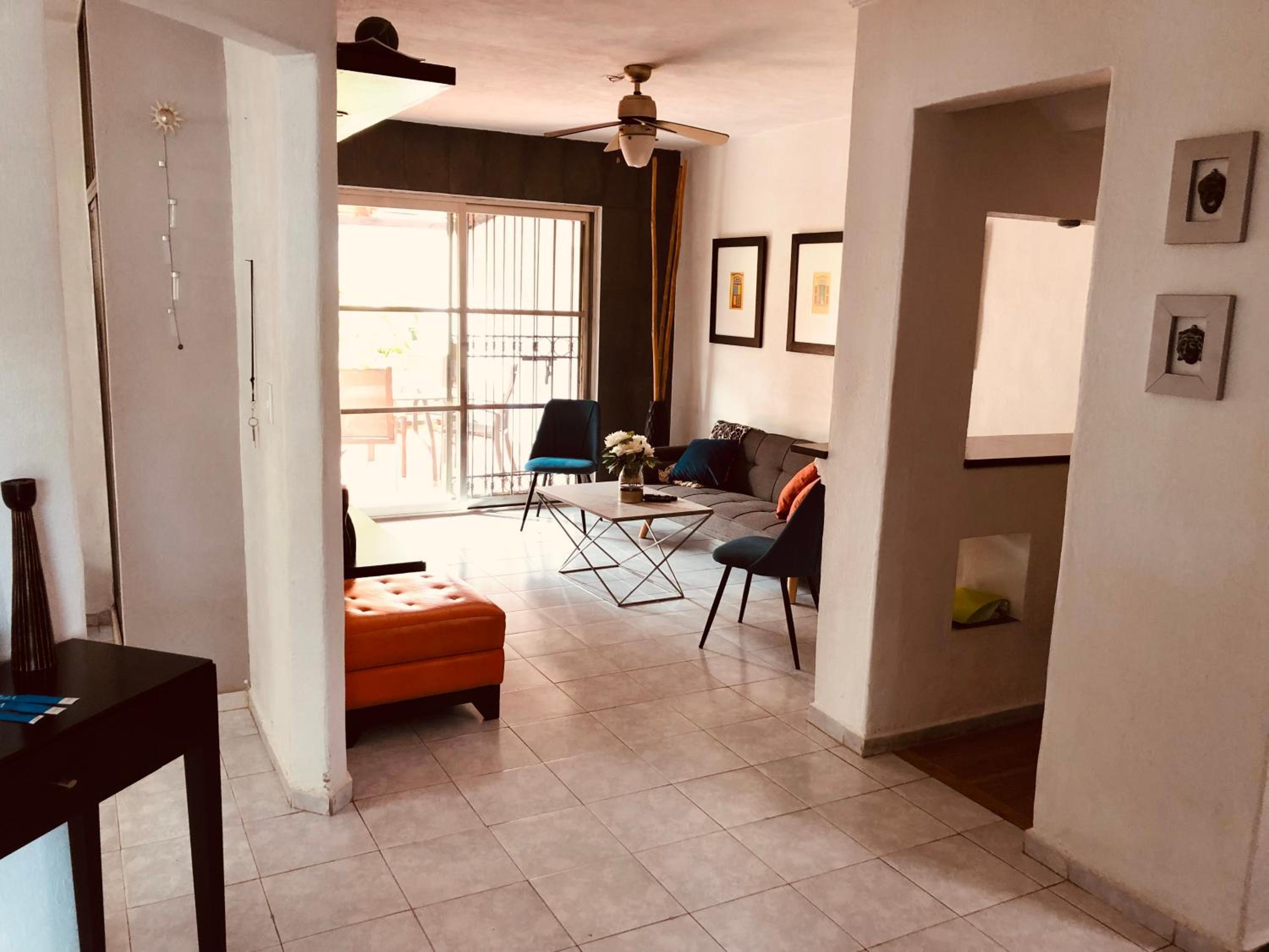 Beautiful Home by the Beach - 3Bedrooms, 2.5Baths