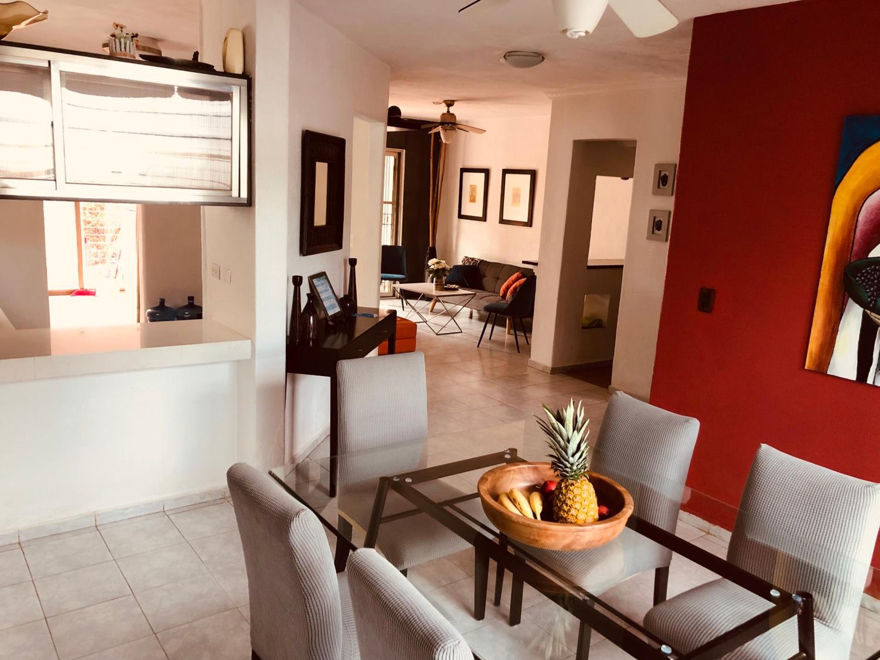 Beautiful Home by the Beach - 3Bedrooms, 2.5Baths