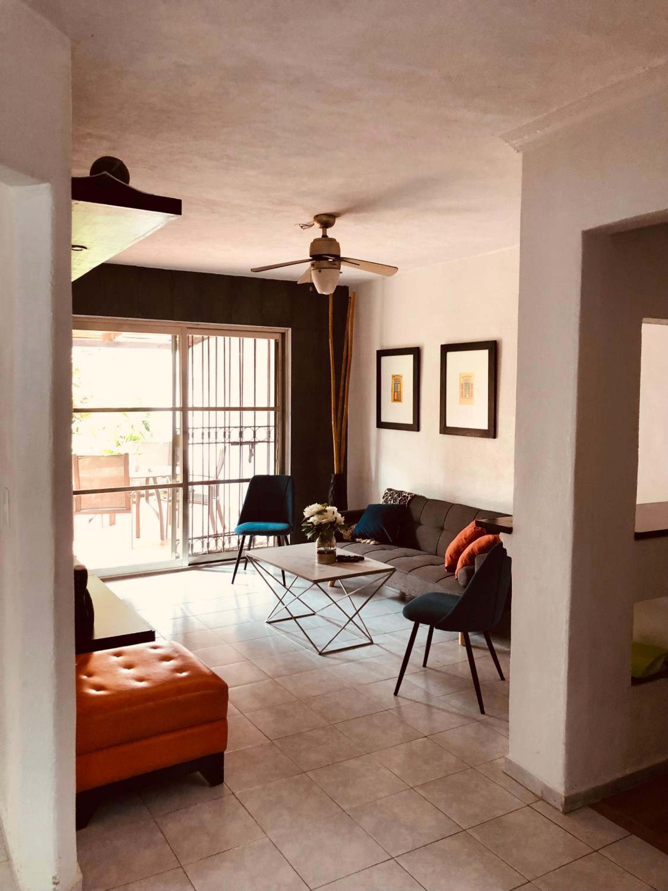 Beautiful Home by the Beach - 3Bedrooms, 2.5Baths