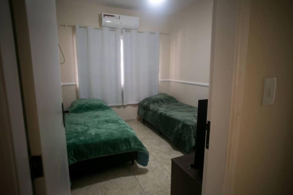 Excelente casa à 900m da Praia de Itaipuaçu