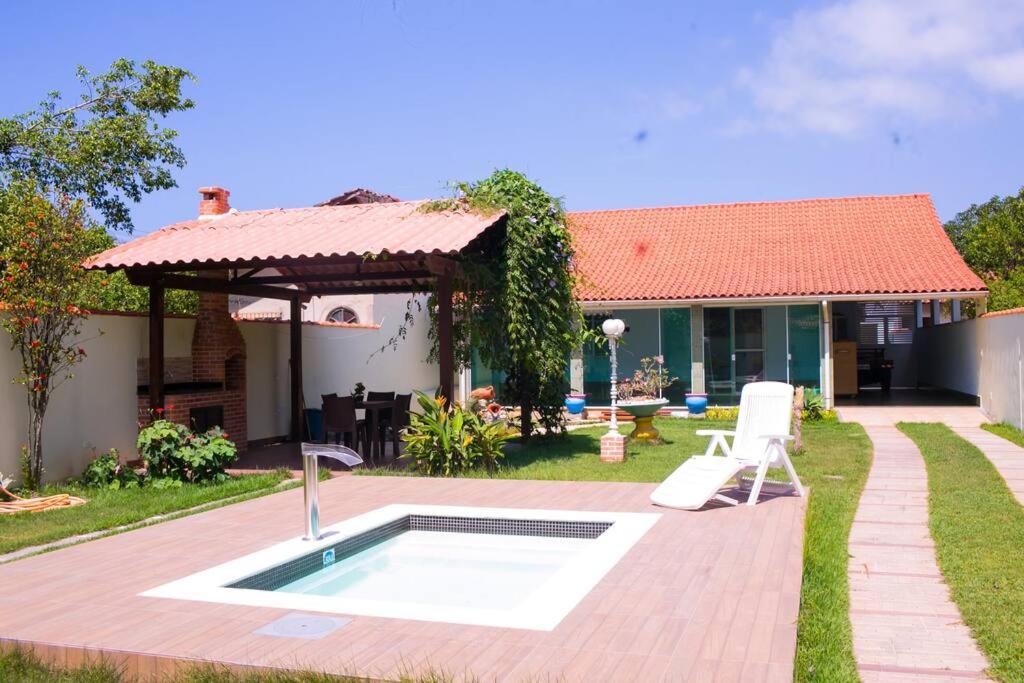 Excelente casa à 900m da Praia de Itaipuaçu