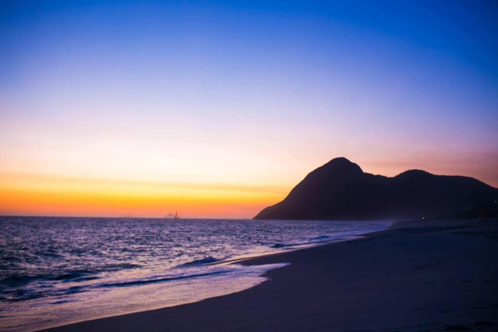 Excelente casa à 900m da Praia de Itaipuaçu