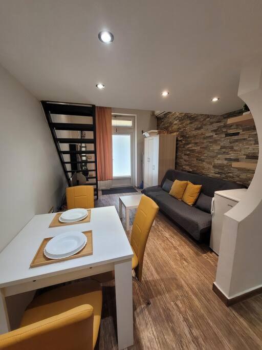 Apartma Obala 130