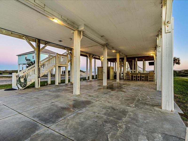 Sea Haven- Ocean Front Luxury Property