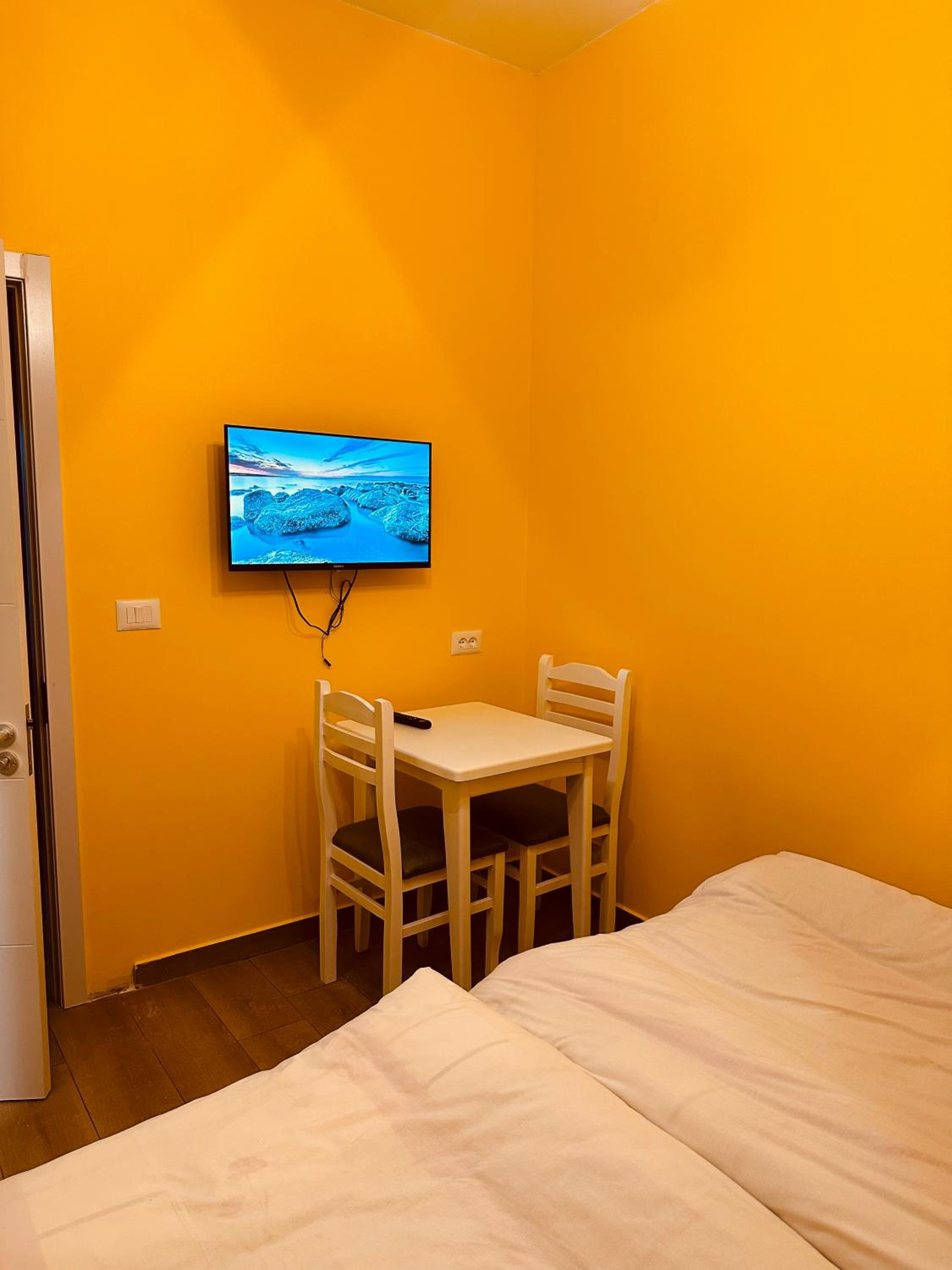 Auto Tana Guest House