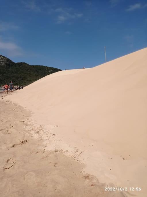 Apartamento Pet Friendly a 2 km da praia dos Ingleses