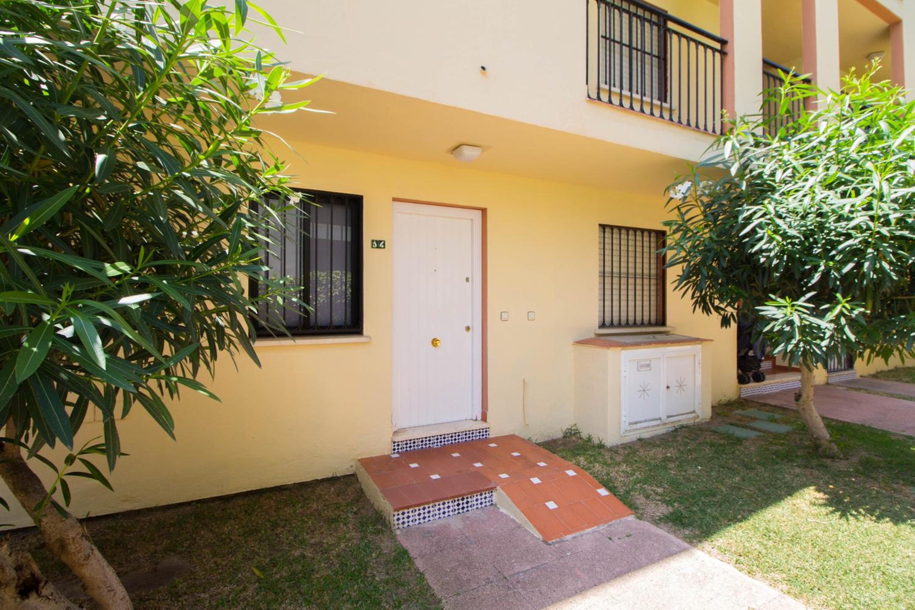 Adelfas by IVI Real Estate