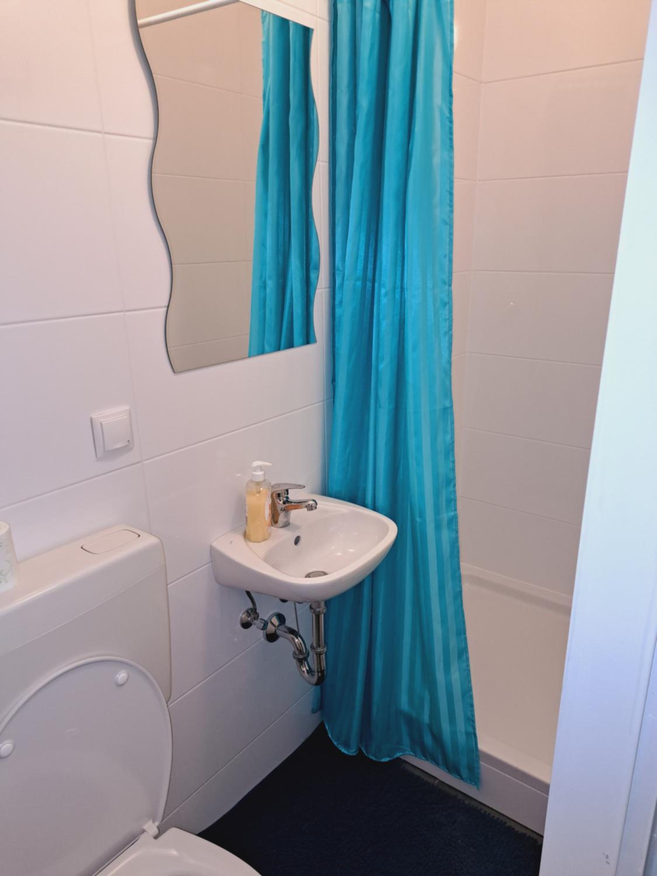 Relax Rooms & Apartments Vienna Belvedere 10 minutes to downtown long term stay also possible