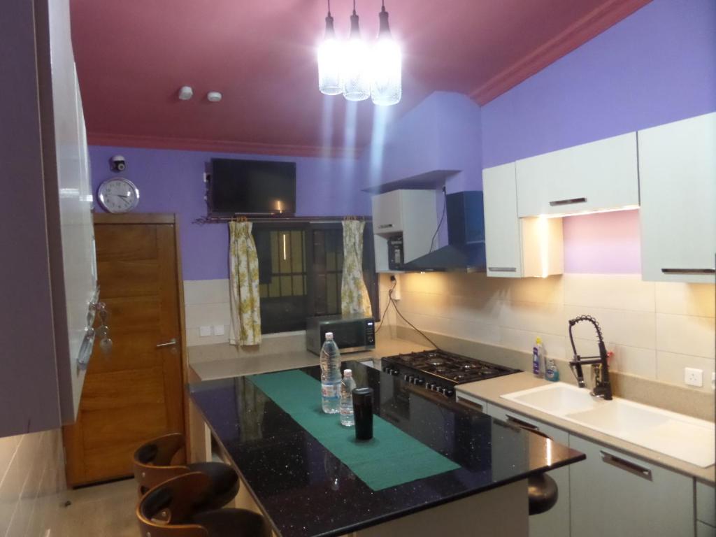 THE LANDING LODGE-ABIDJAN