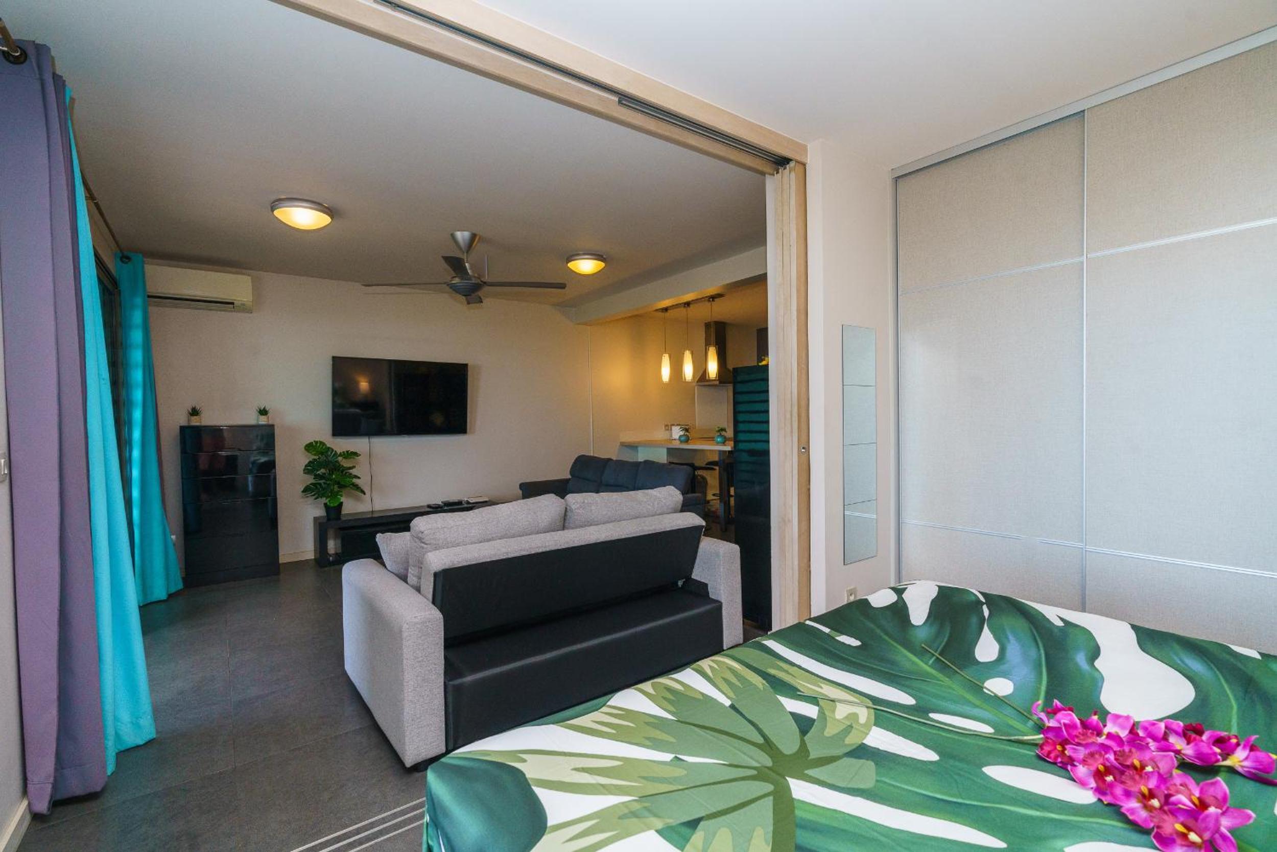 Tropical Studio wPool in Faaa view 5