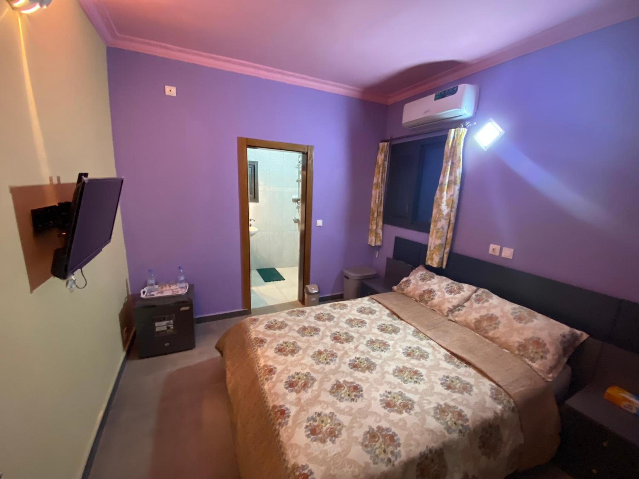THE LANDING LODGE-ABIDJAN
