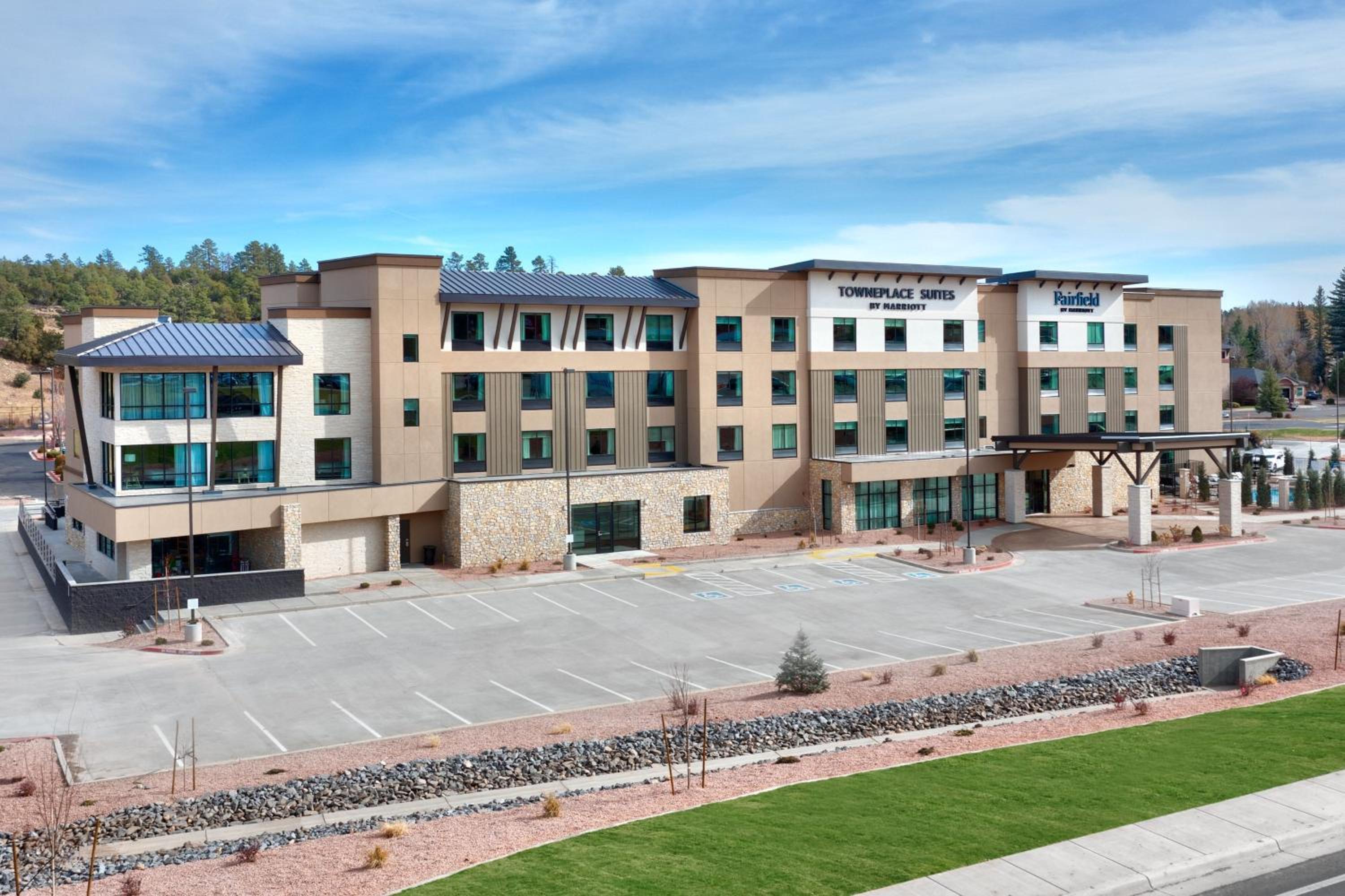 TownePlace Suites by Marriott Show Low view 4