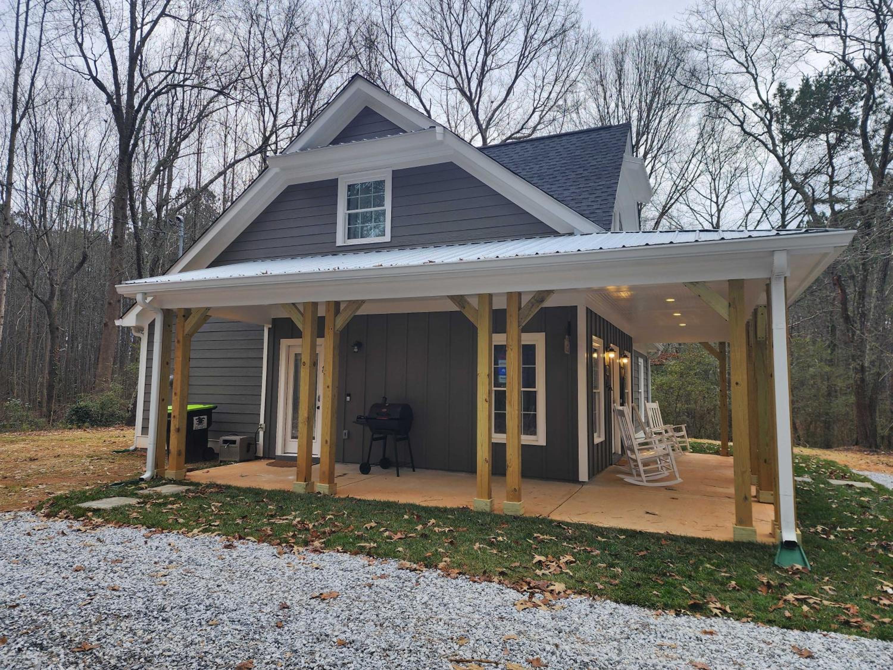 Explore Nature in this 3BR Home Near Pine Mountain view 4