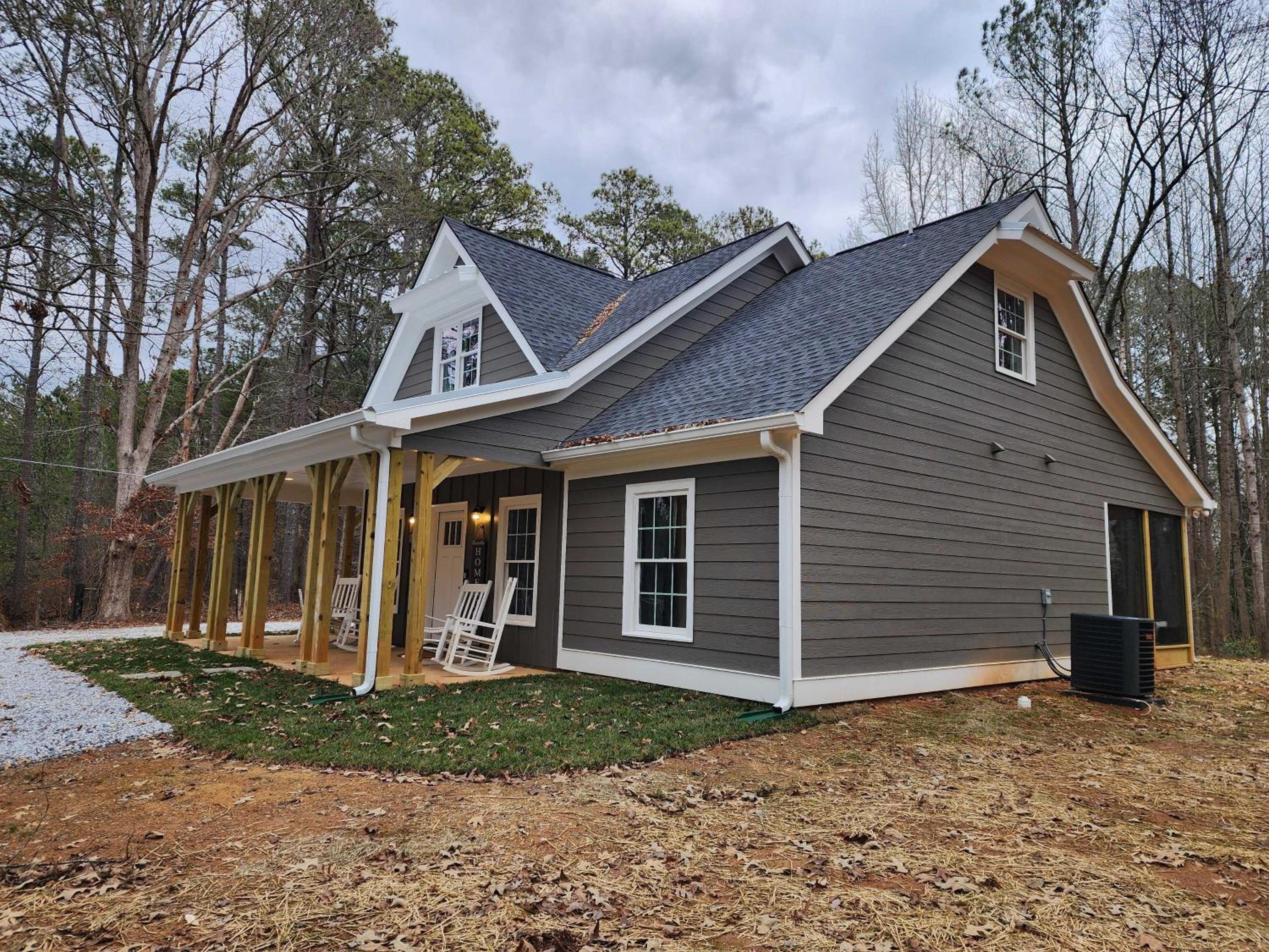 Explore Nature in this 3BR Home Near Pine Mountain view 3