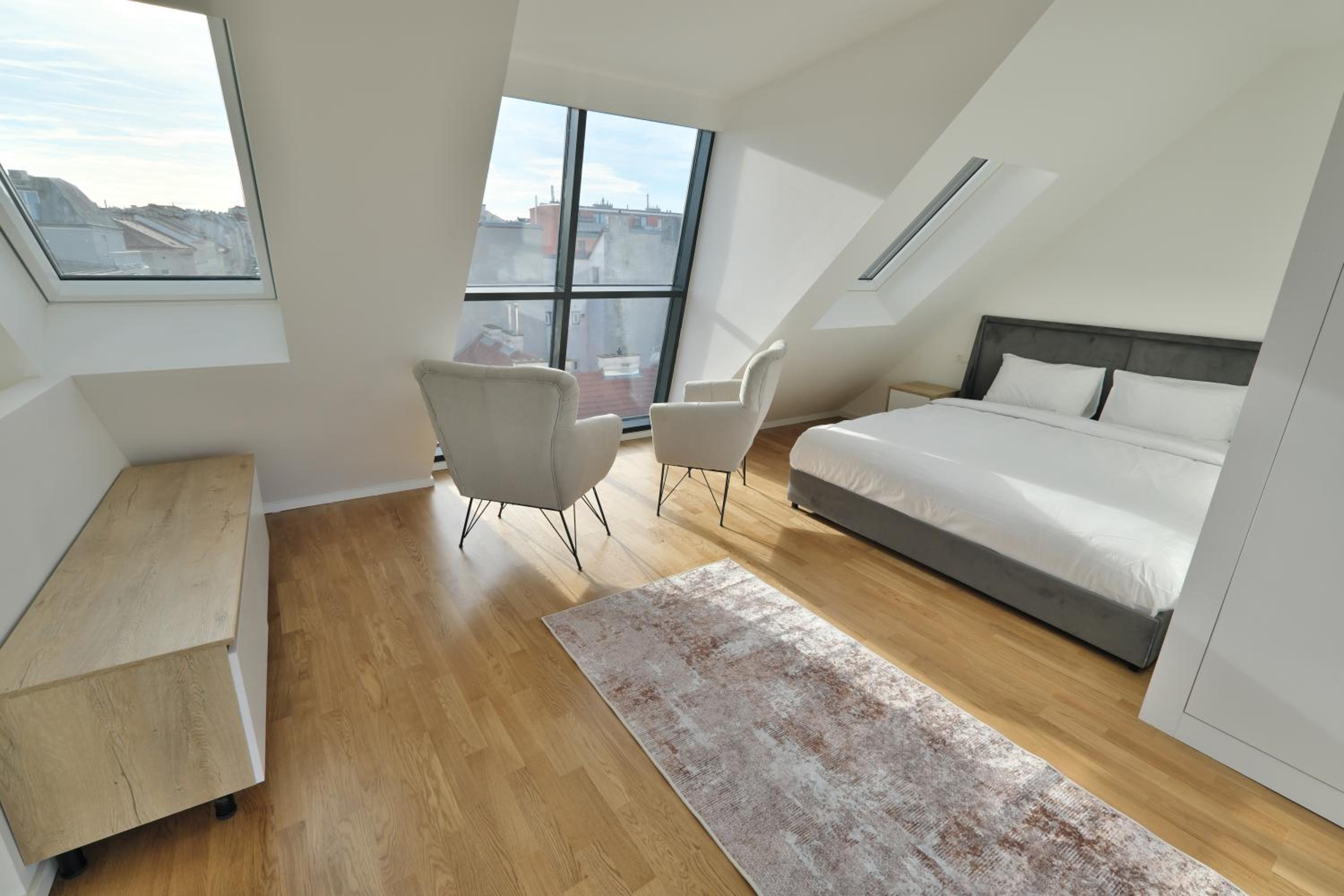 Vienna Lotus Apartments