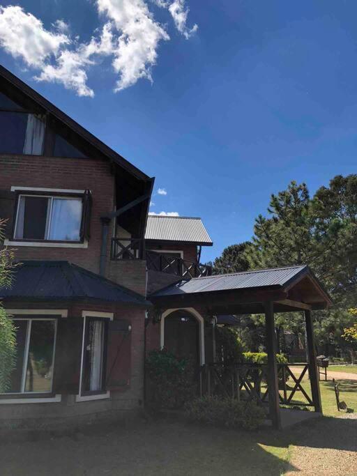 COSTA DEL ESTE. Excelente casa para 8, muy cómoda!