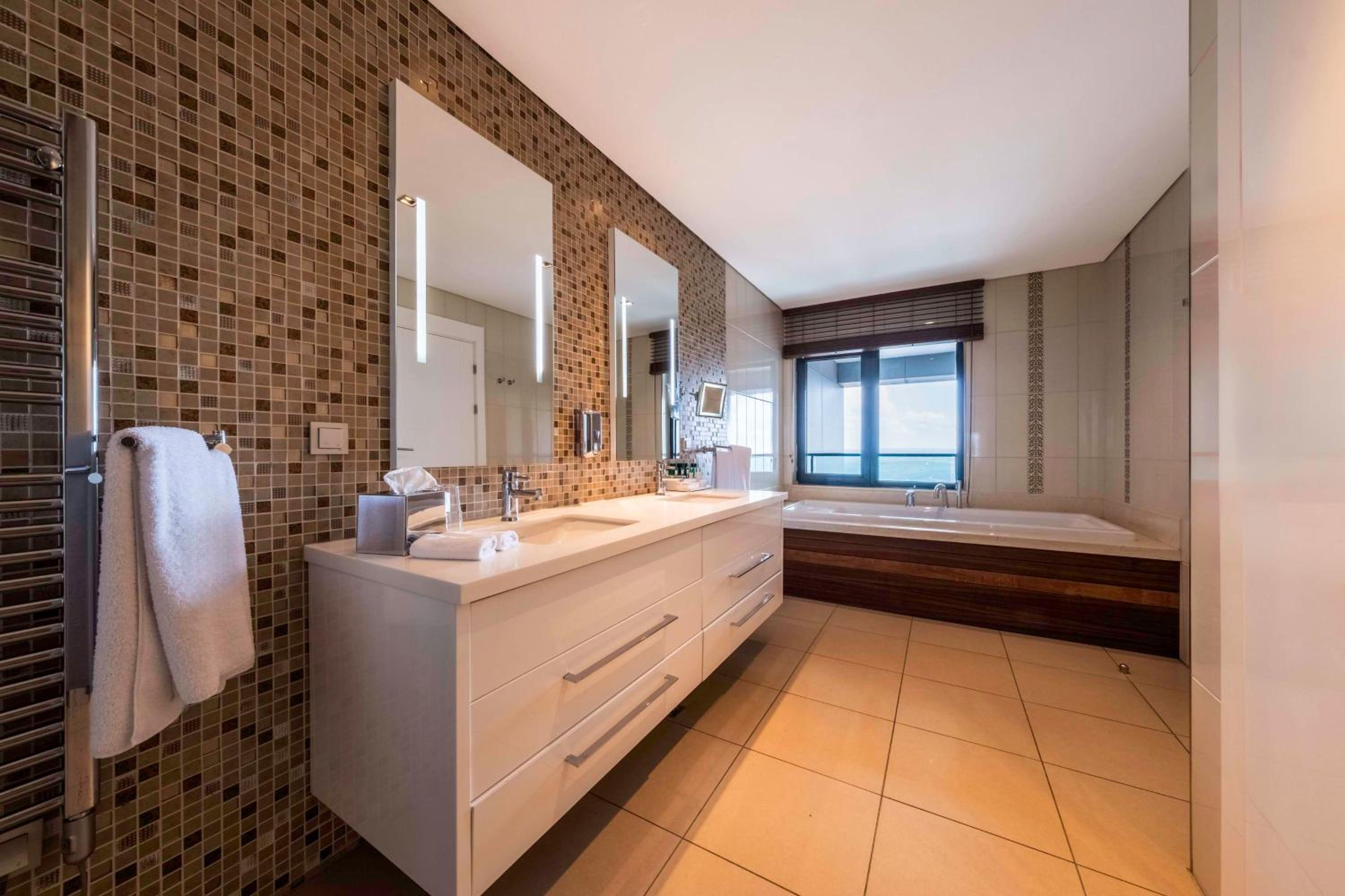 Radisson Residences Avrupa TEM İstanbul - Image 20