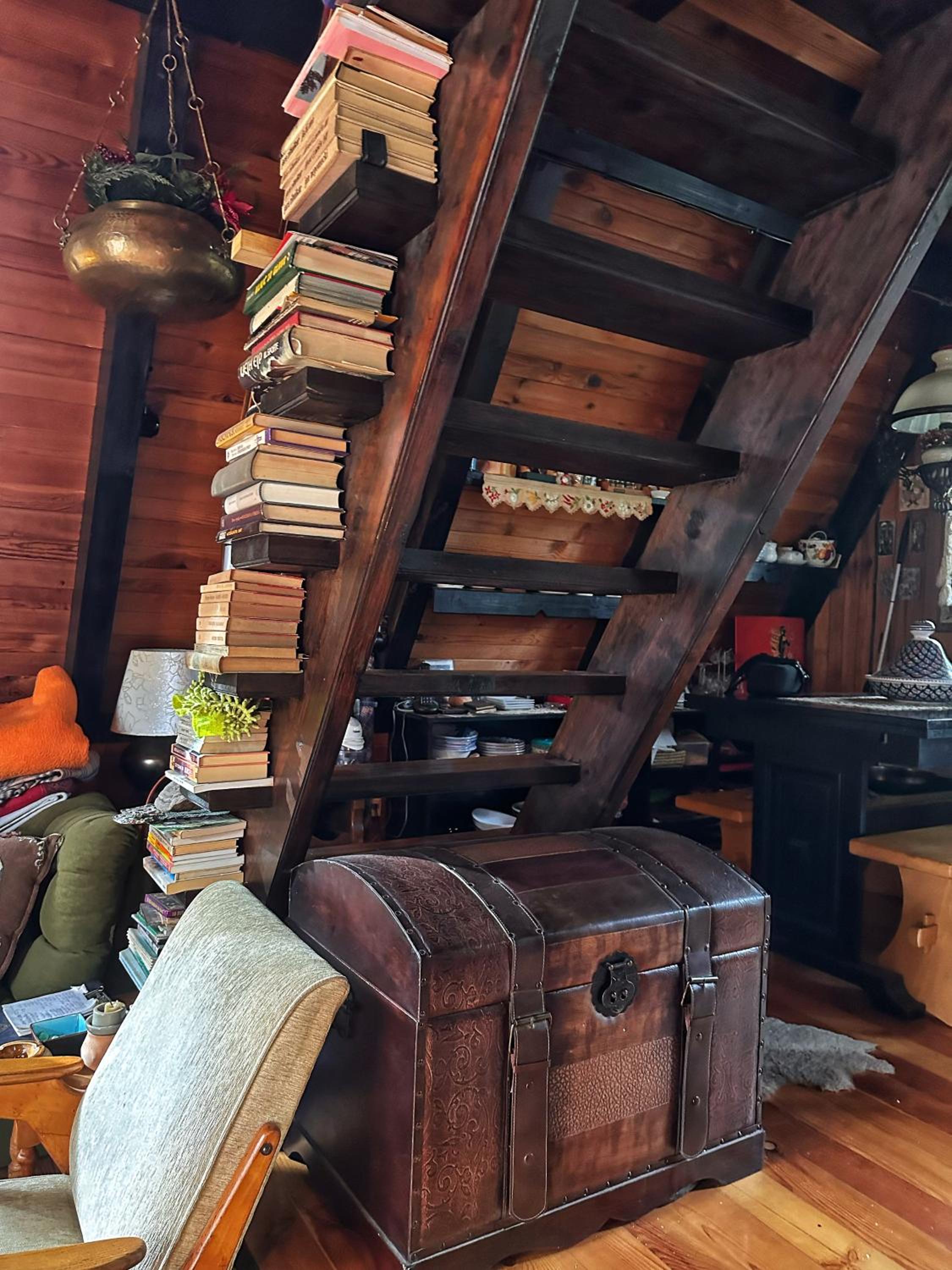 Tara Rustic Retreat