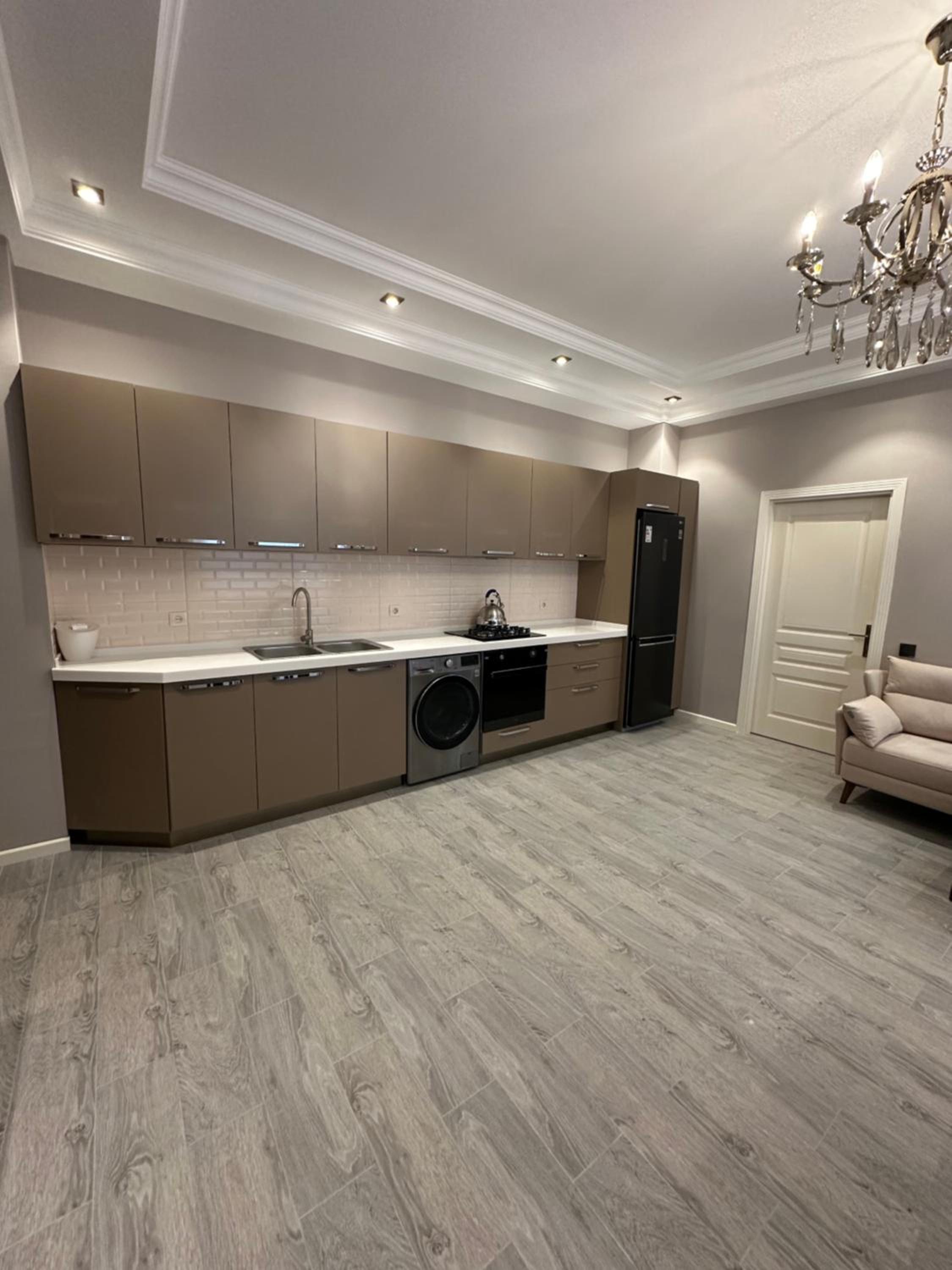 Delmar Hotel & Residence
