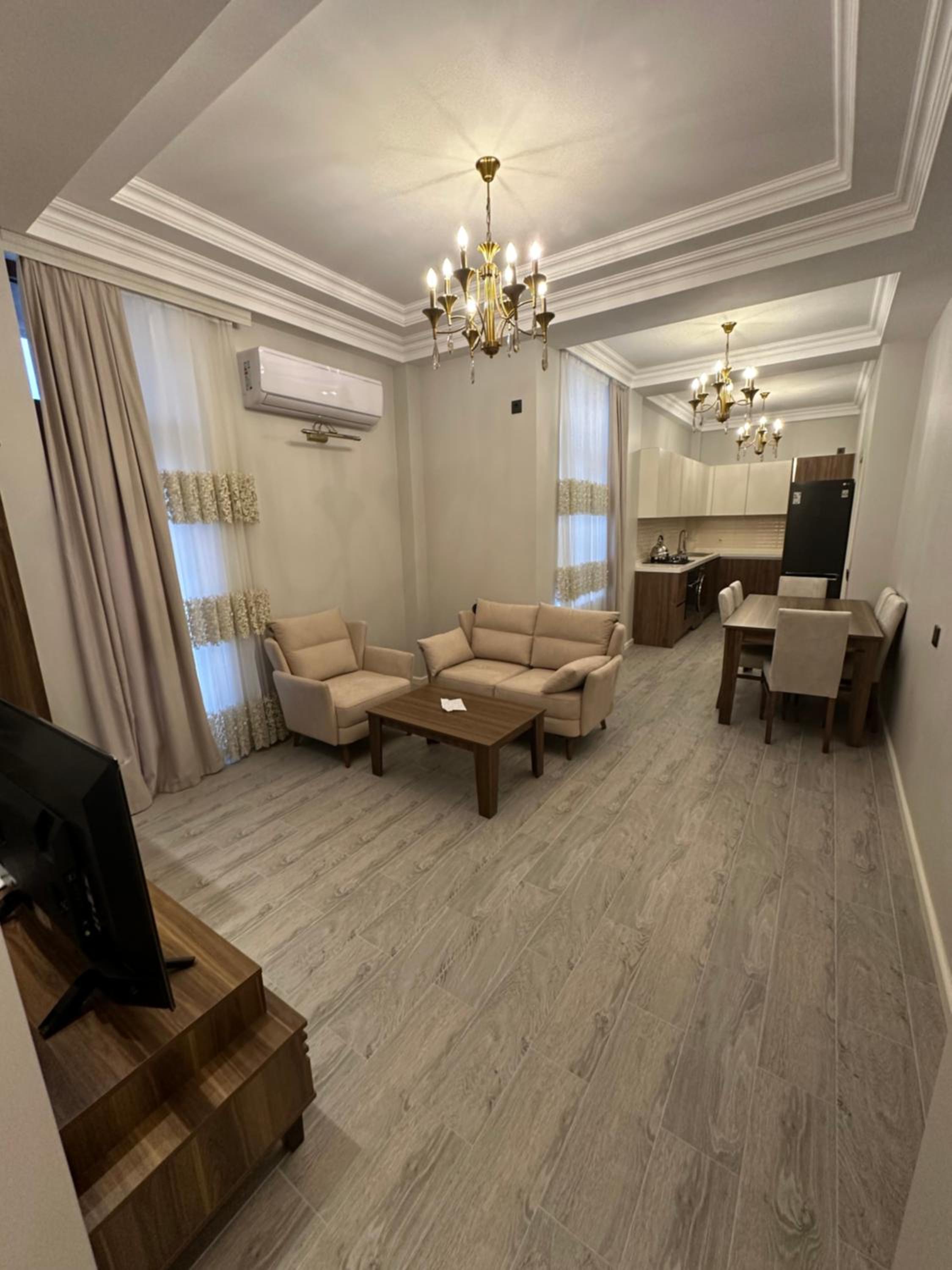Delmar Hotel & Residence