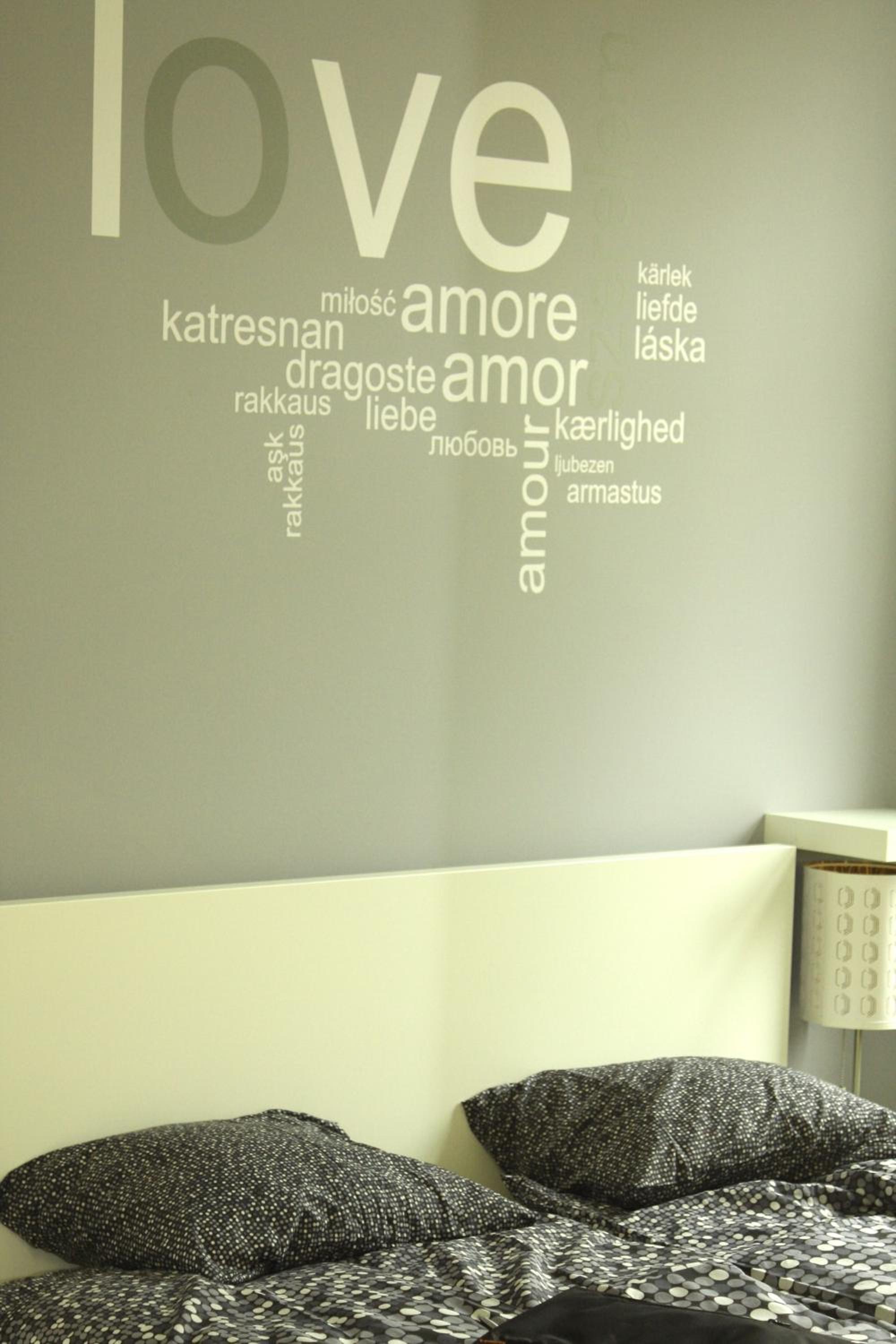 Gozsdu Apartment