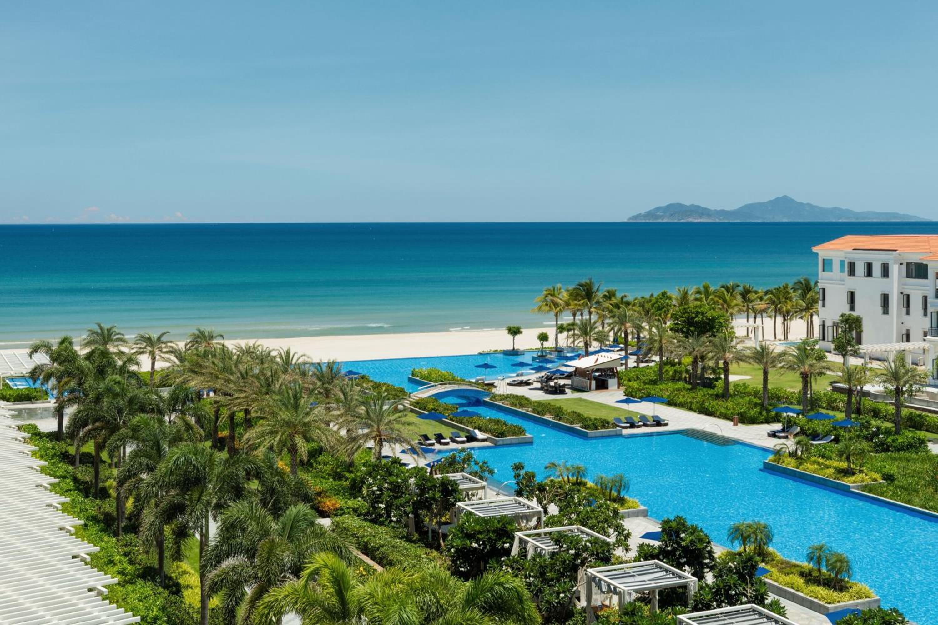 Sheraton Grand Danang Beach Resort & Spa