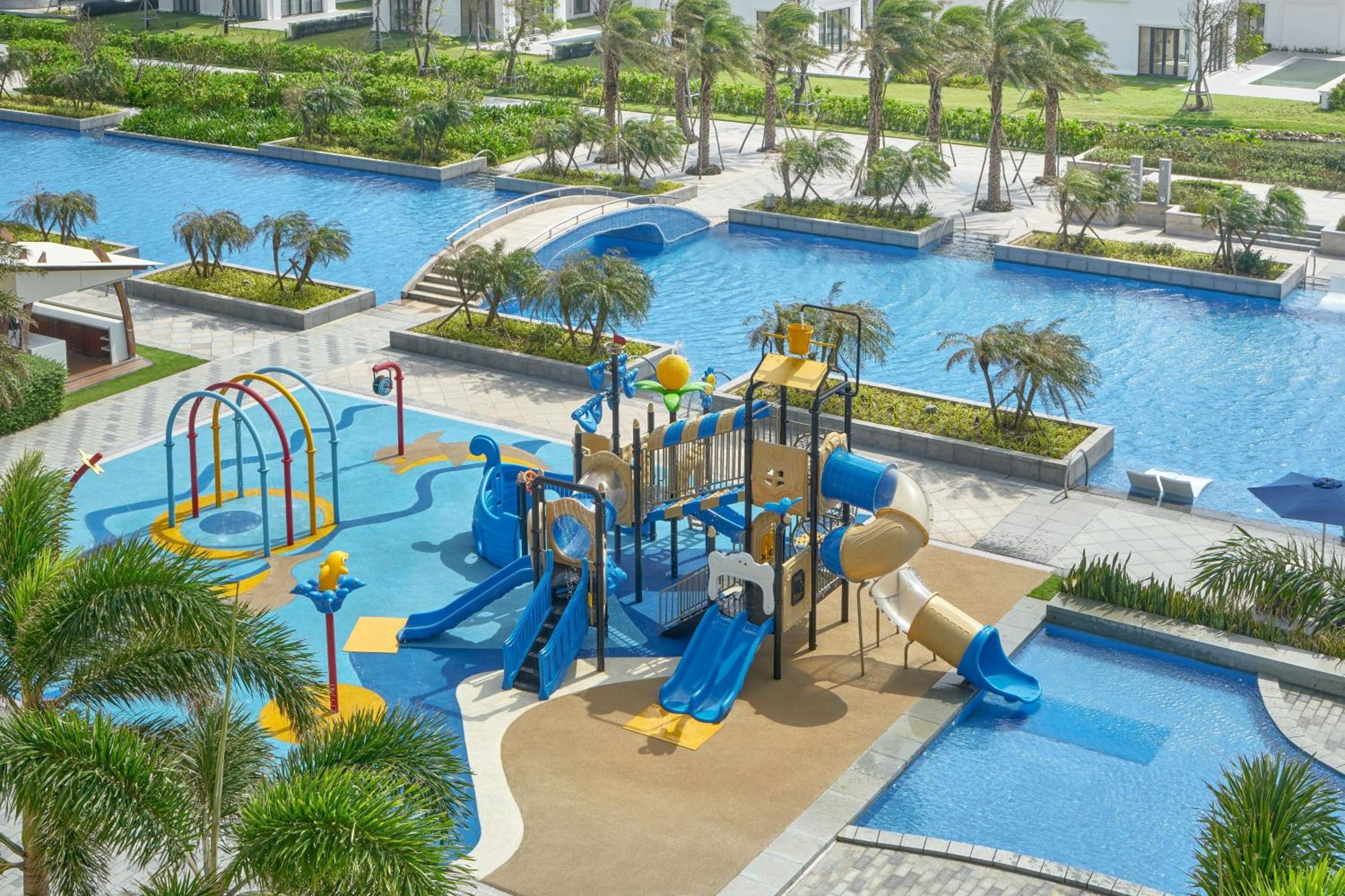 Sheraton Grand Danang Beach Resort & Spa