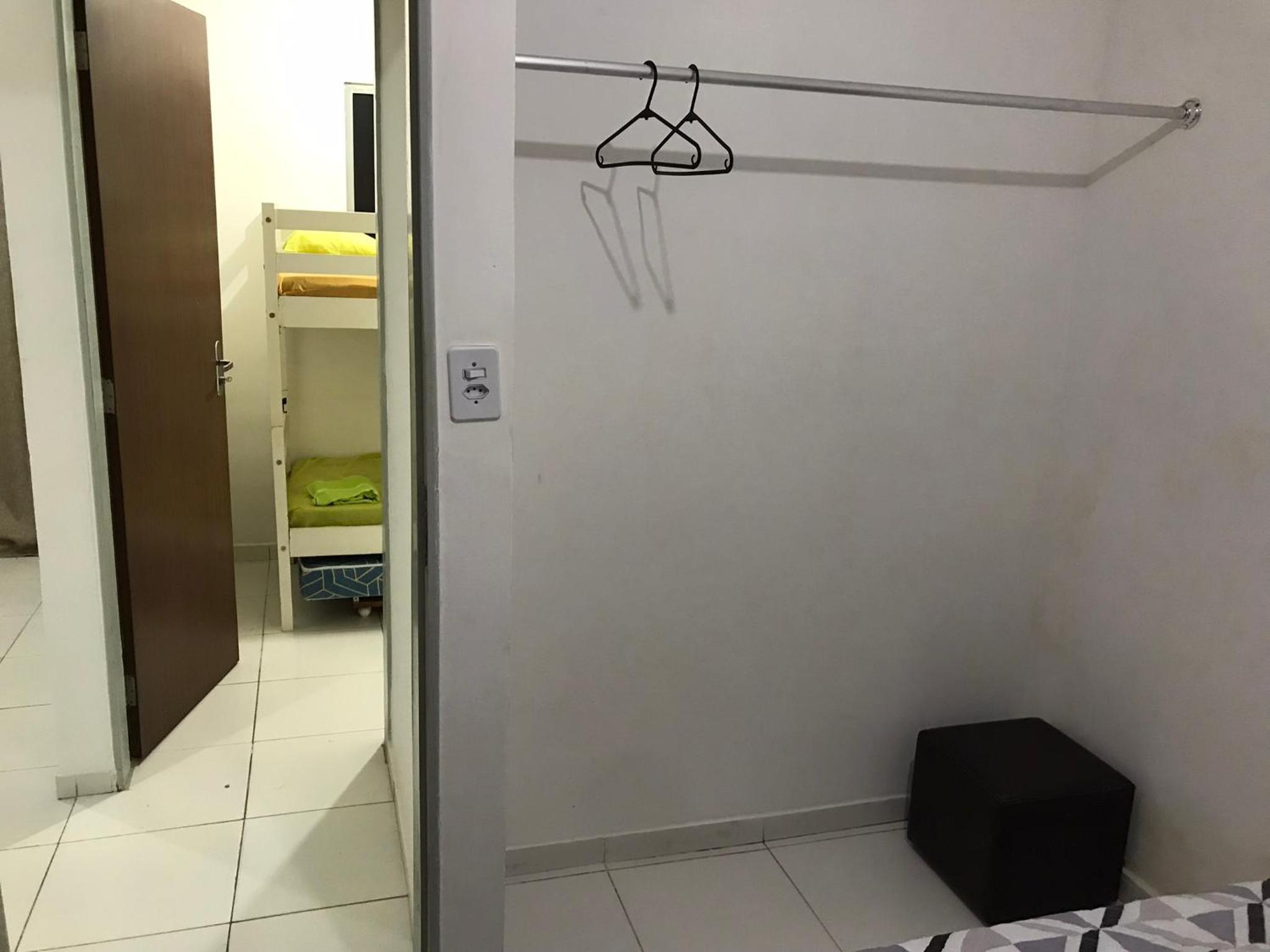 CASA COMPACTA NO PRIVÊ COQUEIRAL COM GARAGEM