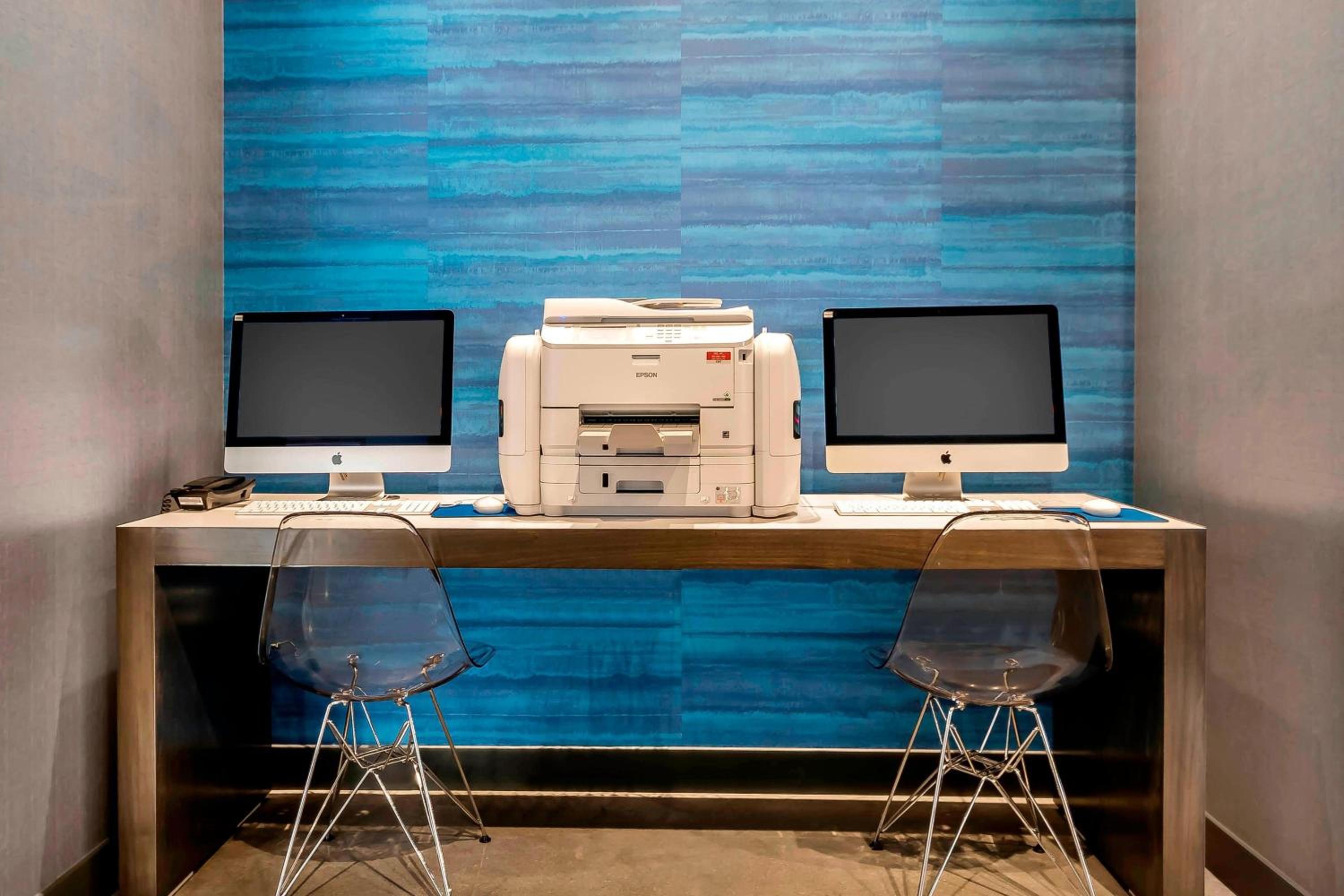 Hotel Aloft Newport on the Levee - Image 1