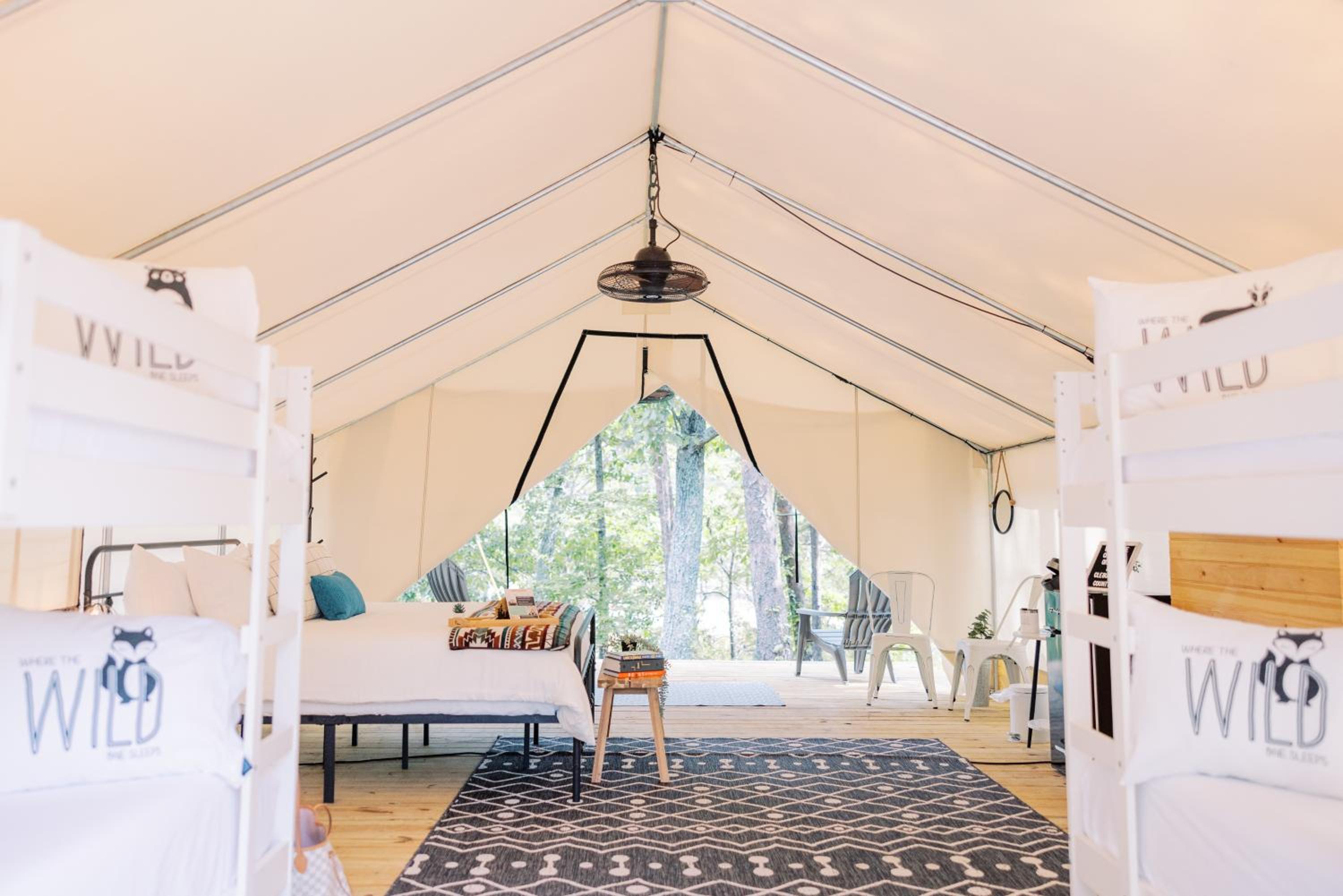 Oxford Vacations - Luxury Spacious Glamping with Lake View - Property Image 1